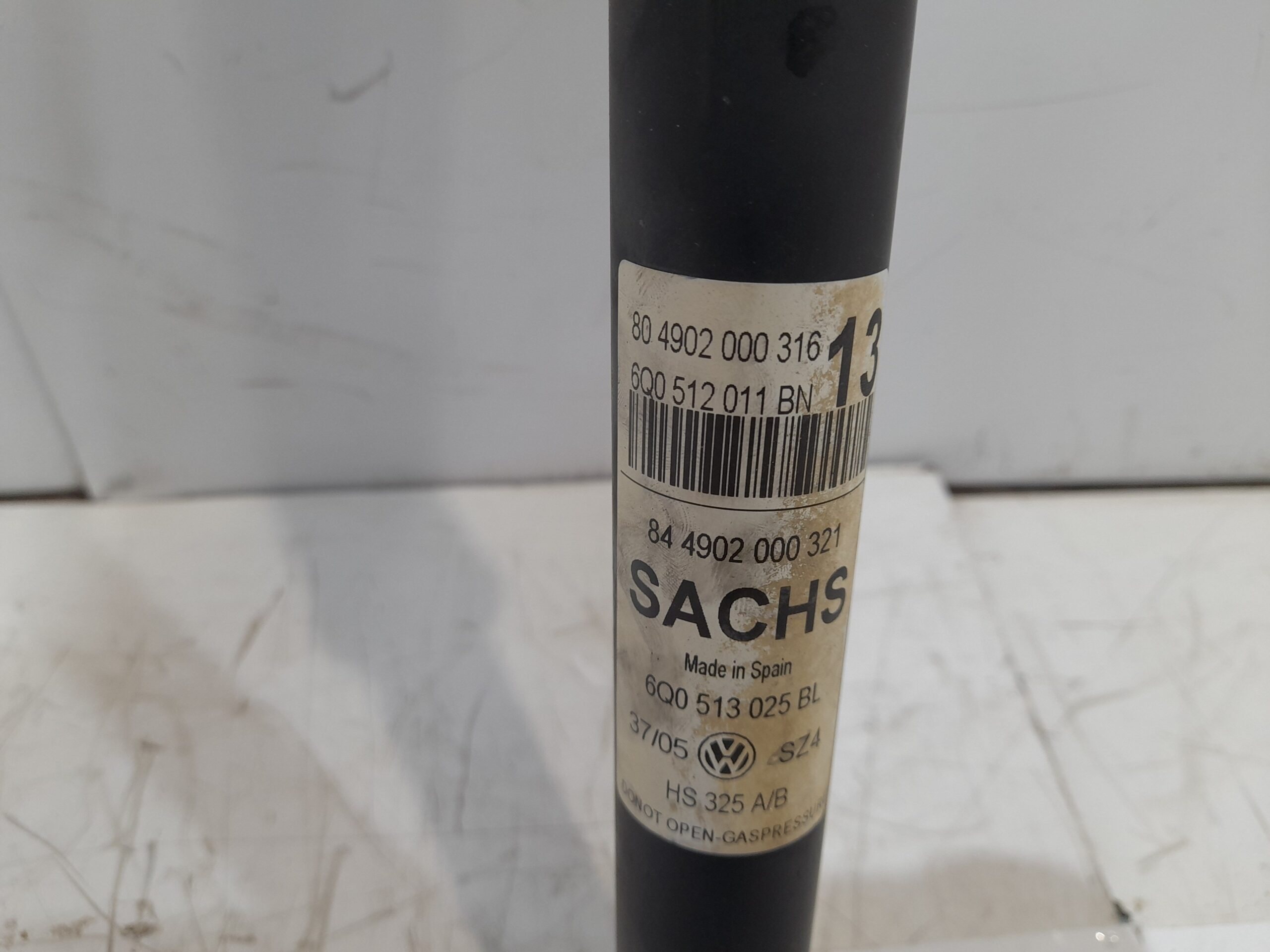 amortiguador_trasero_derecho_6q0512011bn_volkswagen_polo_9n3_1_4_tdi