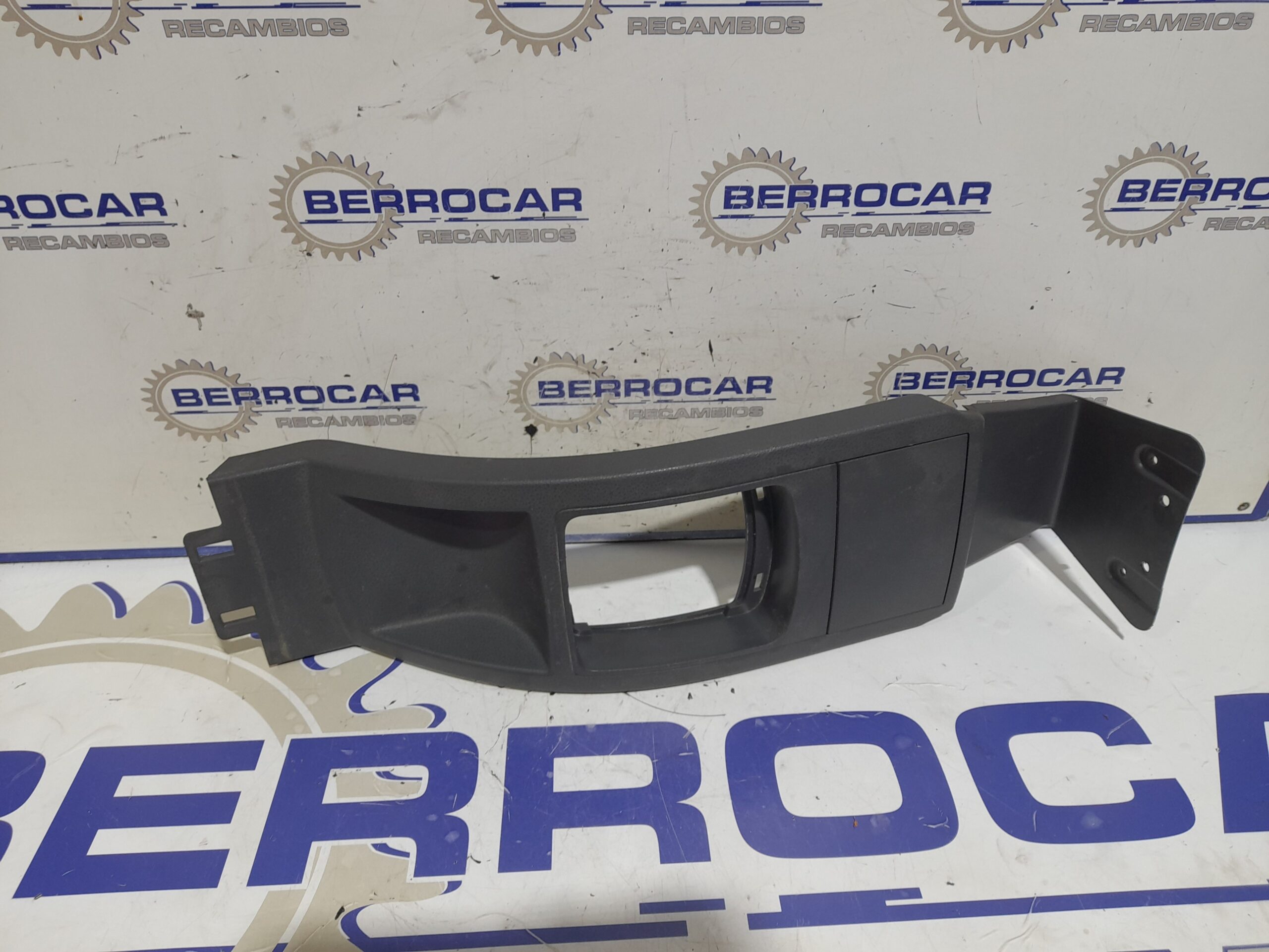 consola_central_6q1863241_volkswagen_polo_9n3_1_4_tdi