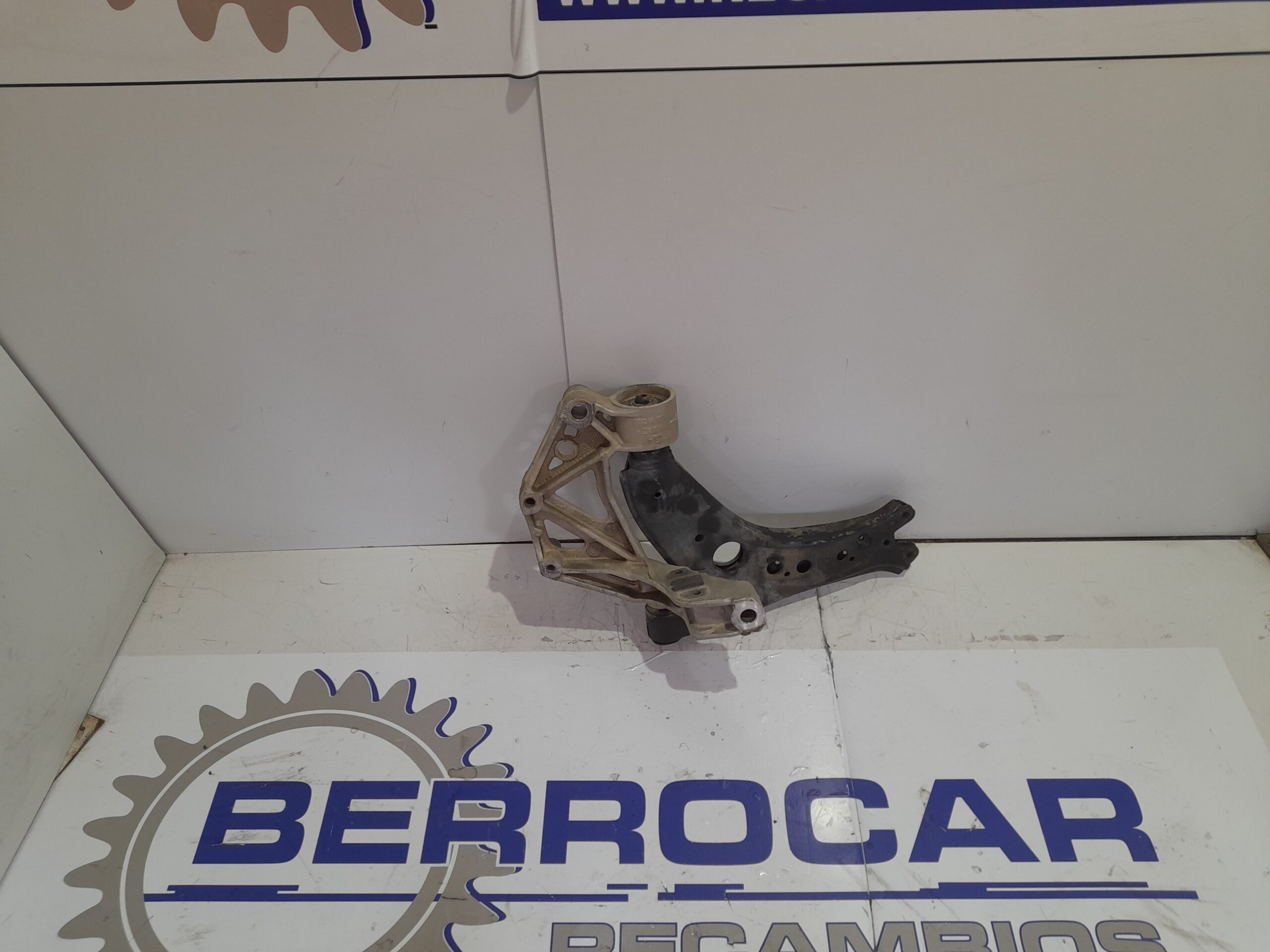 brazo_suspension_inferior_delantero_izquierdo_6q0199293_volkswagen_polo_9n3_1_4_tdi