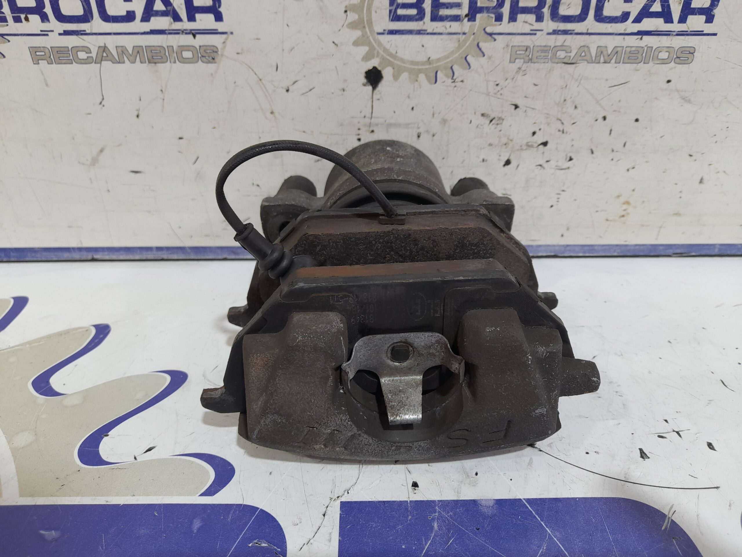 pinza_de_freno_delantera_izquierda_6n0615123b_volkswagen_polo_9n3_1_4_tdi