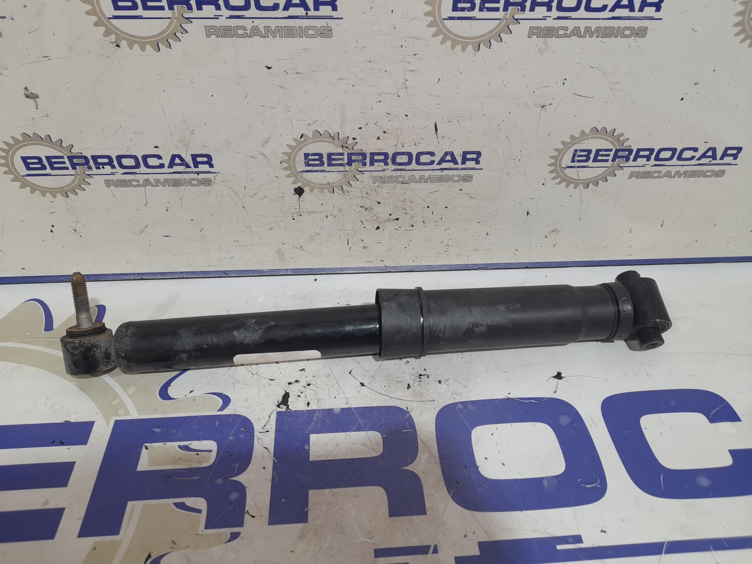 amortiguador_trasero_derecho_562108593r_renault_megane_iii_sport_tourer_1_6_dci_diesel_fap