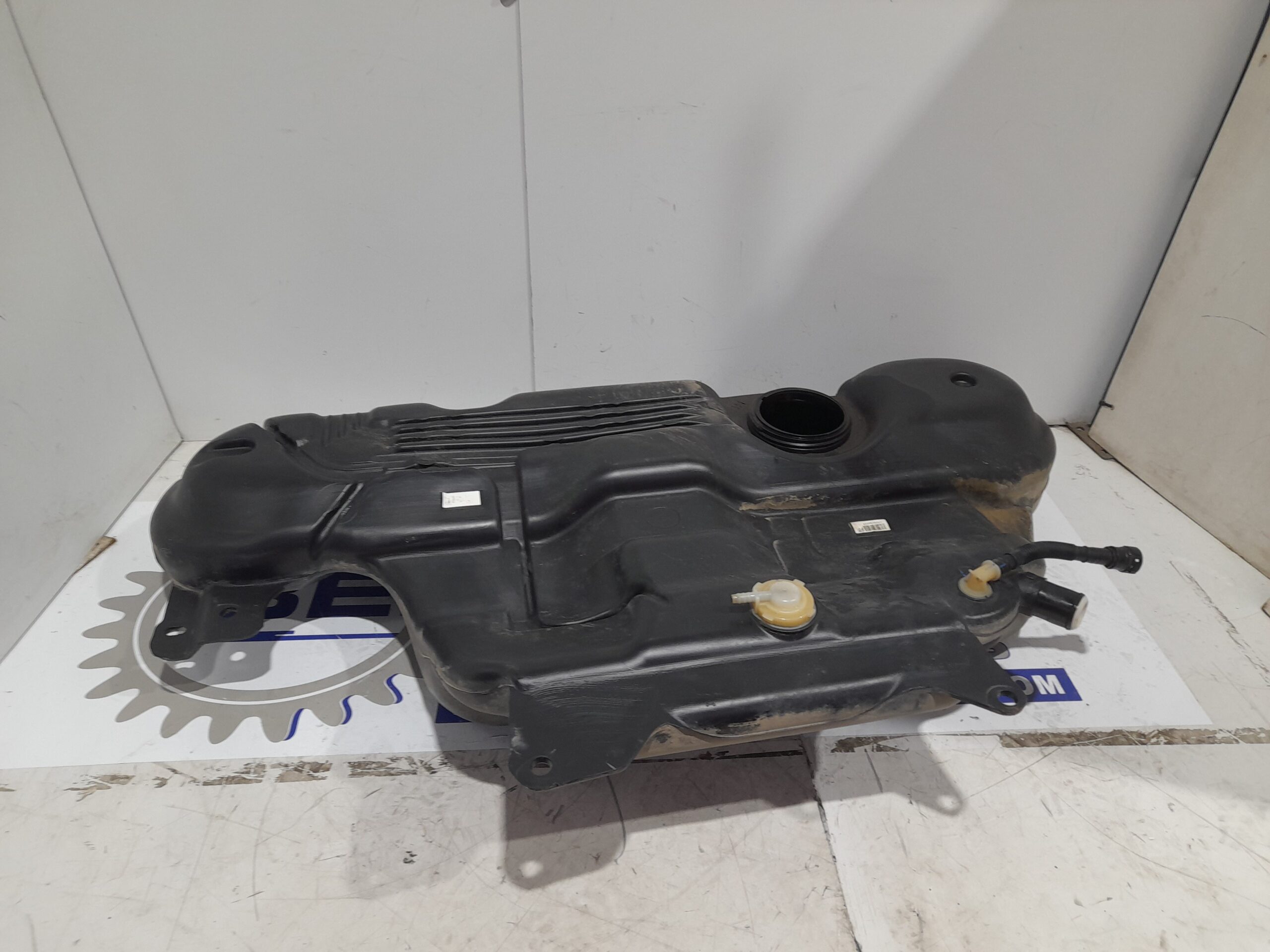 deposito_combustible_172023655r_renault_megane_iii_sport_tourer_1_6_dci_diesel_fap