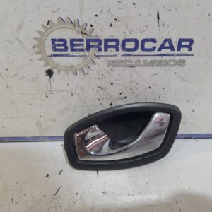 maneta_interior_trasera_izquierda_826730001r_renault_megane_iii_sport_tourer_1_6_dci_diesel_fap