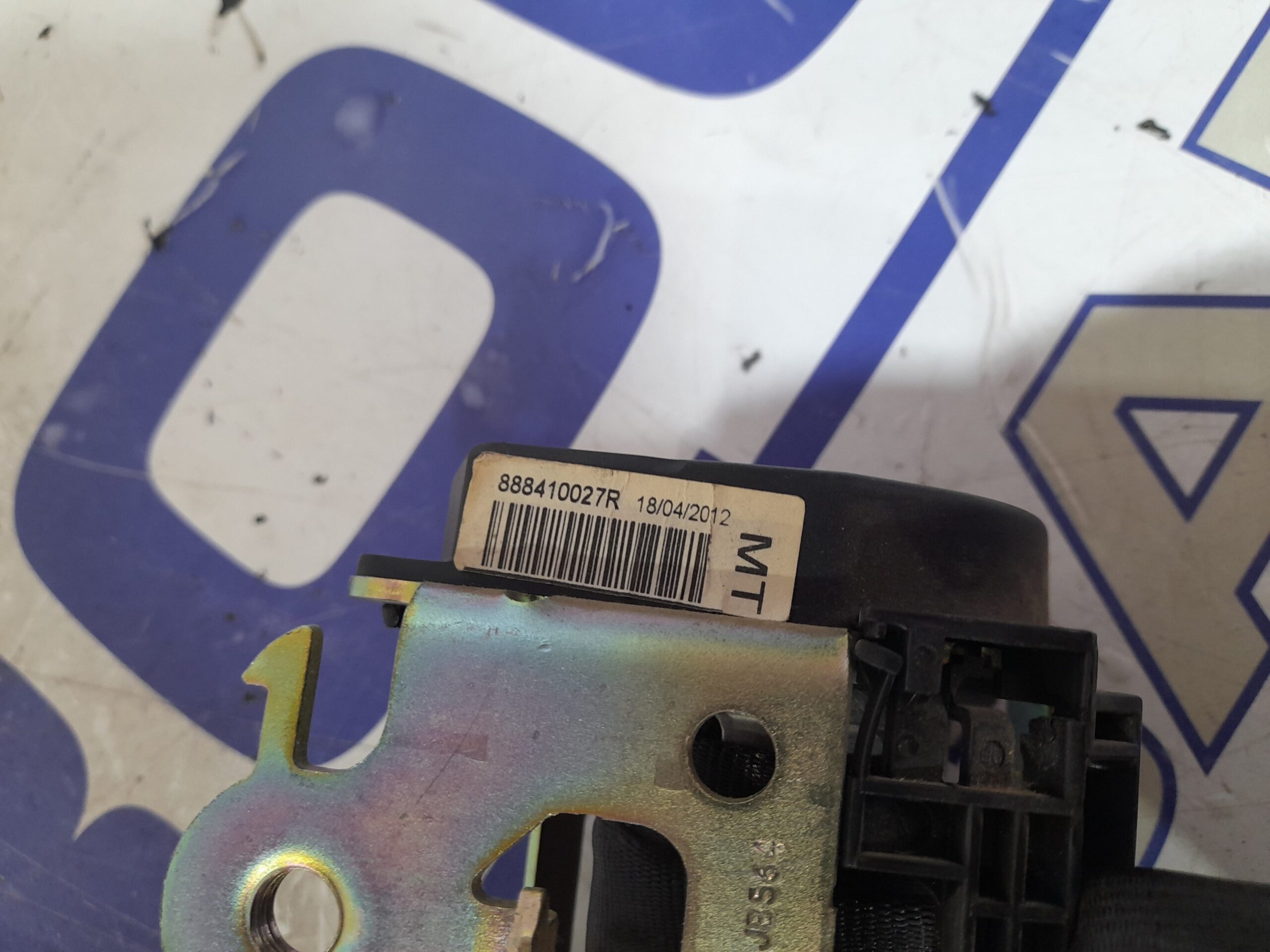 cinturon_seguridad_trasero_izquierdo_888410027r_renault_megane_iii_sport_tourer_1_6_dci_diesel_fap