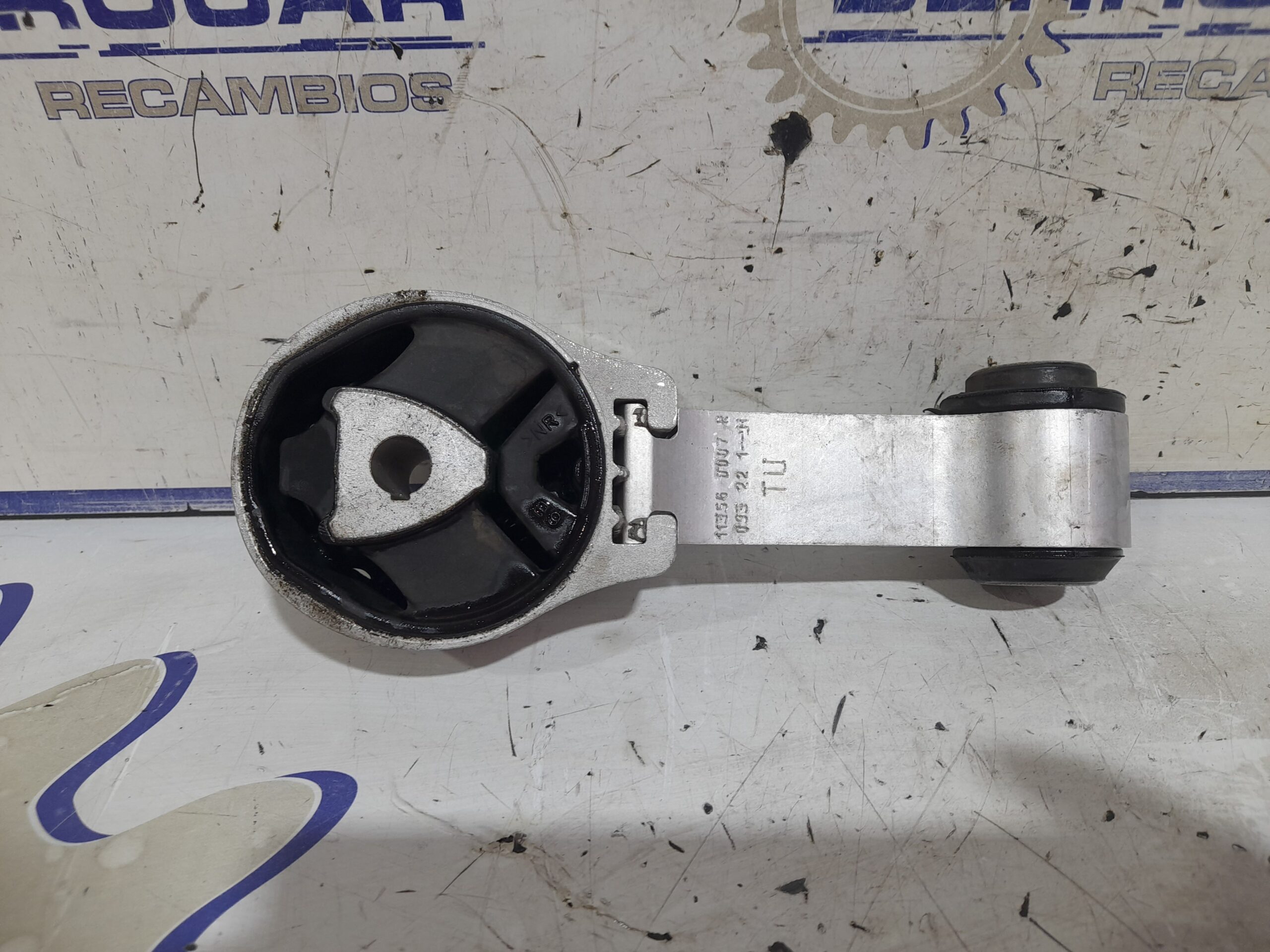 soporte_motor_derecho_113560007r_renault_megane_iii_sport_tourer_1_6_dci_diesel_fap