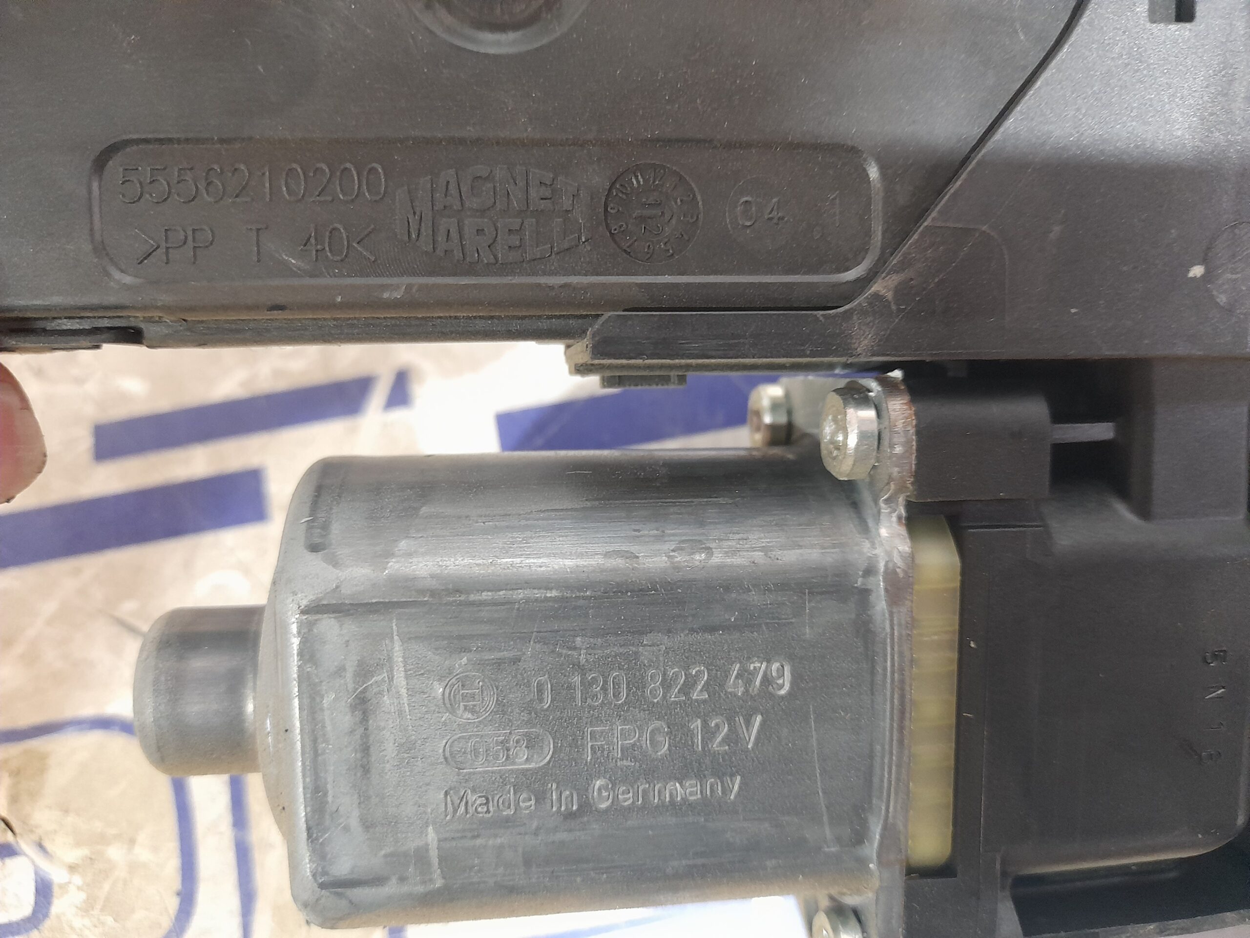 motor_elevalunas_delantero_izquierdo_0130822479_renault_megane_iii_sport_tourer_1_6_dci_diesel_fap