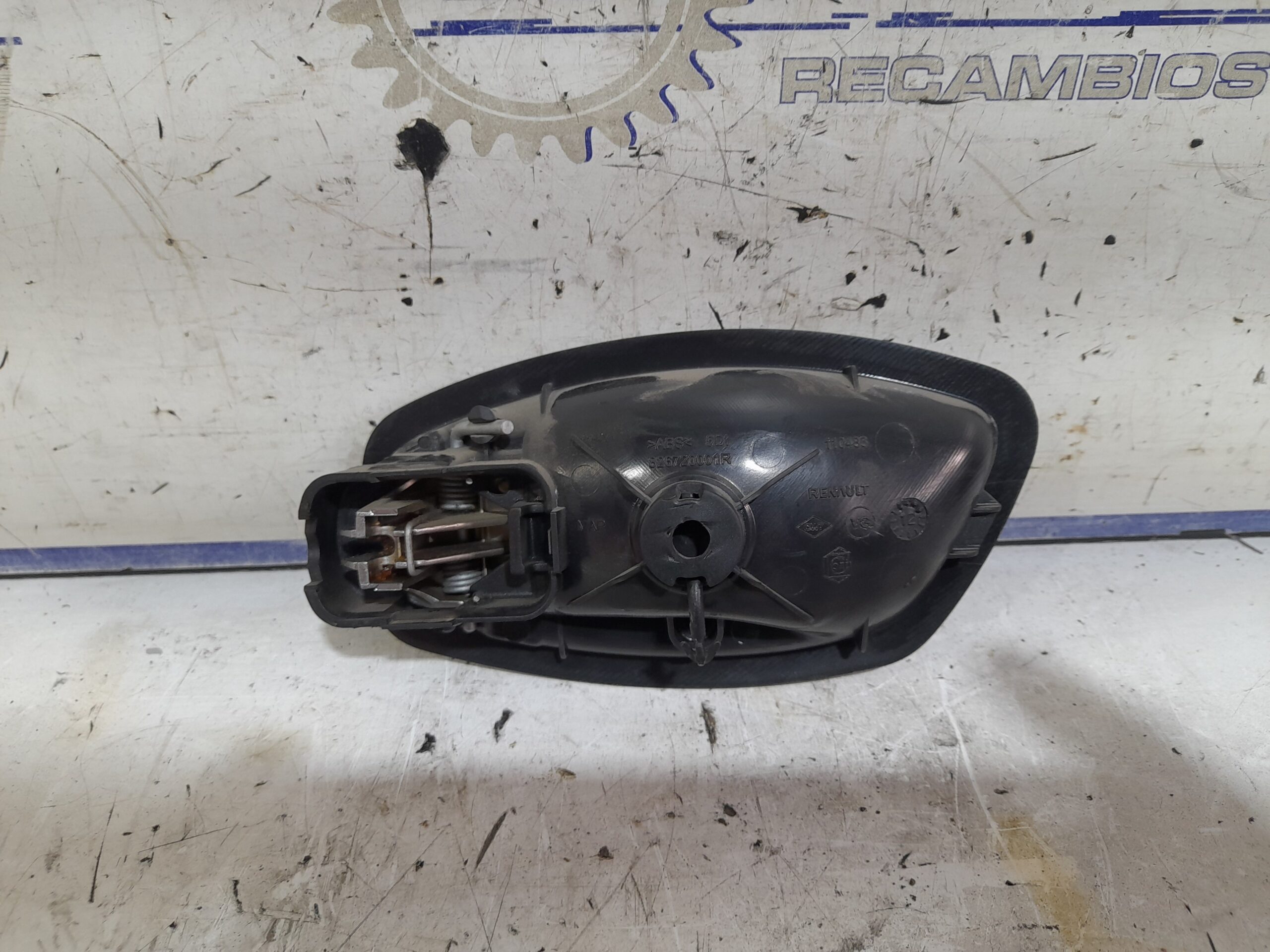 maneta_interior_trasera_derecha_82670001r_renault_megane_iii_sport_tourer_1_6_dci_diesel_fap