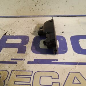 mando_elevalunas_trasero_derecho_829500004r_renault_megane_iii_sport_tourer_1_6_dci_diesel_fap