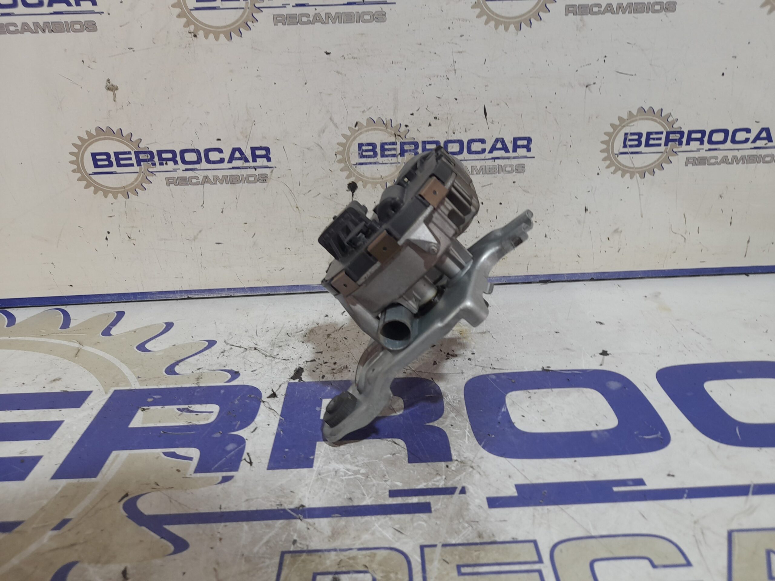 motor_limpia_delantero_1397220576_peugeot_5008_2_0_blue_hdi_fap