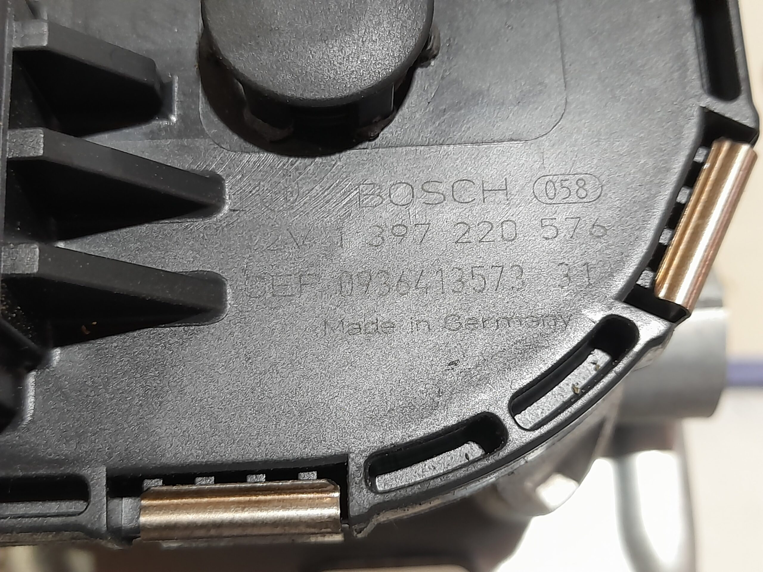 motor_limpia_delantero_1397220576_peugeot_5008_2_0_blue_hdi_fap