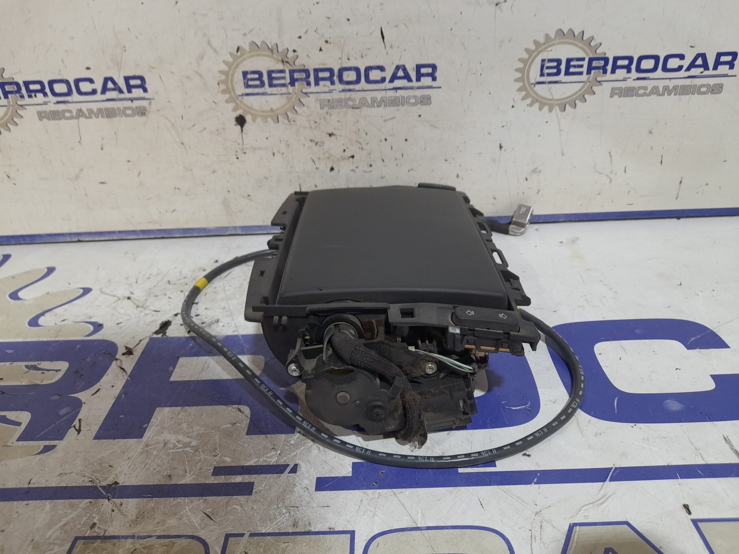 pantalla_multifuncion_96657333zd_peugeot_5008_2_0_blue_hdi_fap