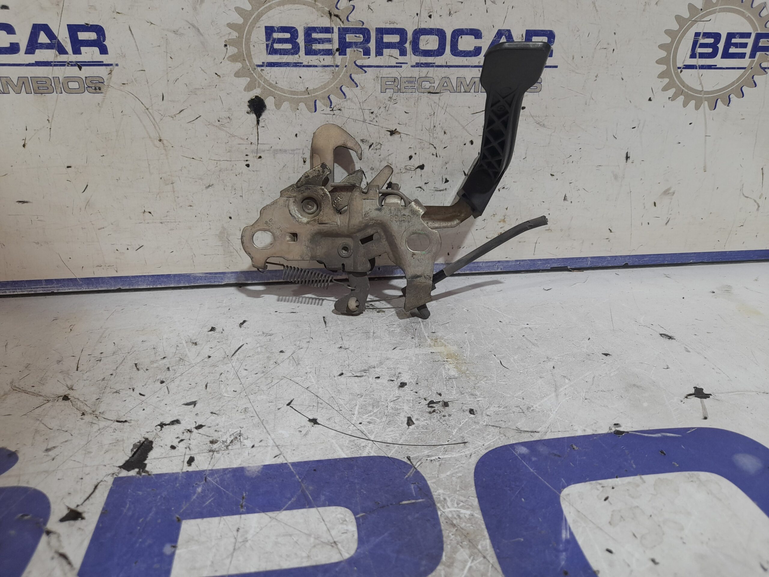 cerradura_capo_9671596180_peugeot_5008_2_0_blue_hdi_fap