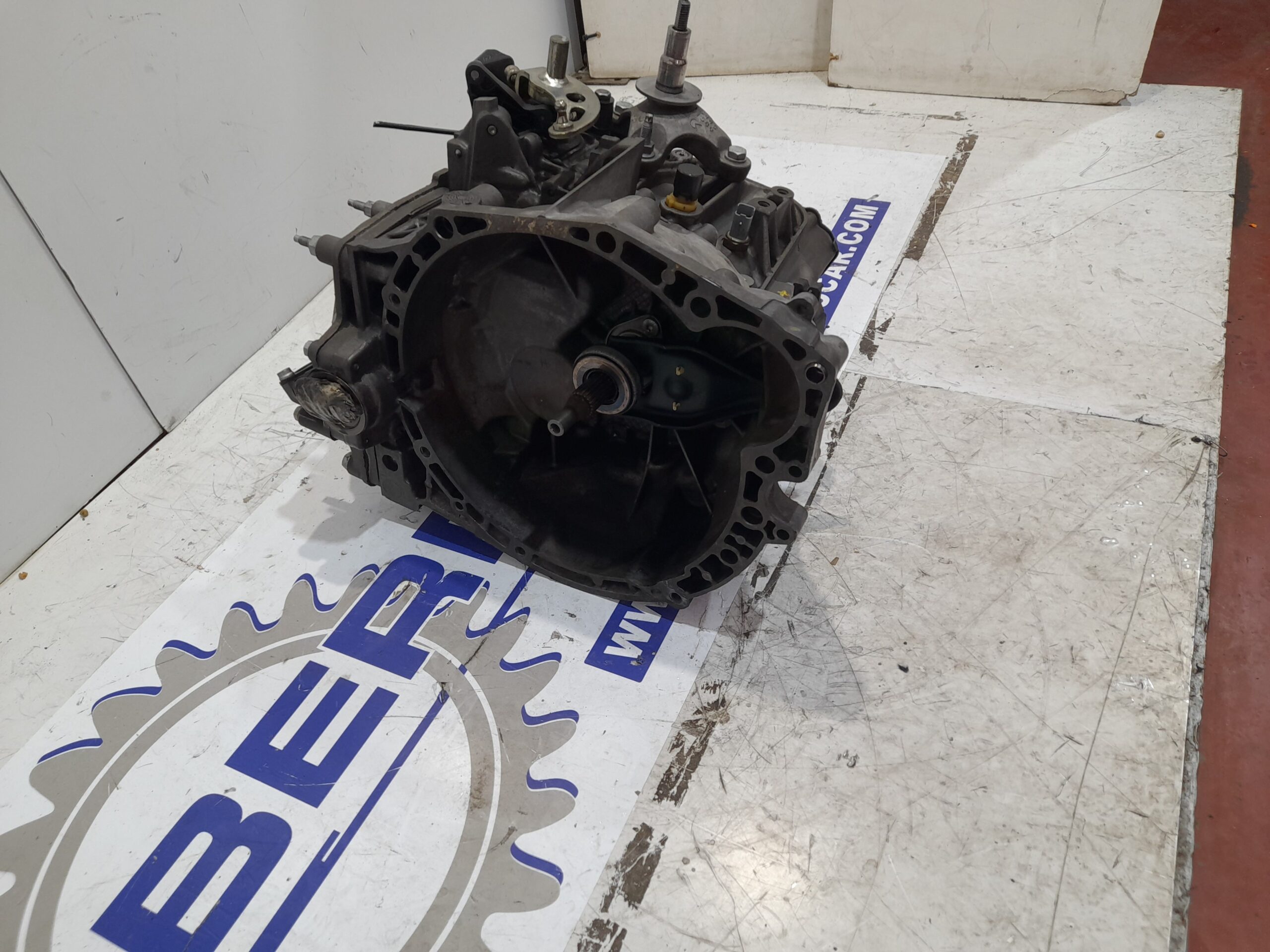 caja_cambios_9684581410_peugeot_5008_2_0_blue_hdi_fap