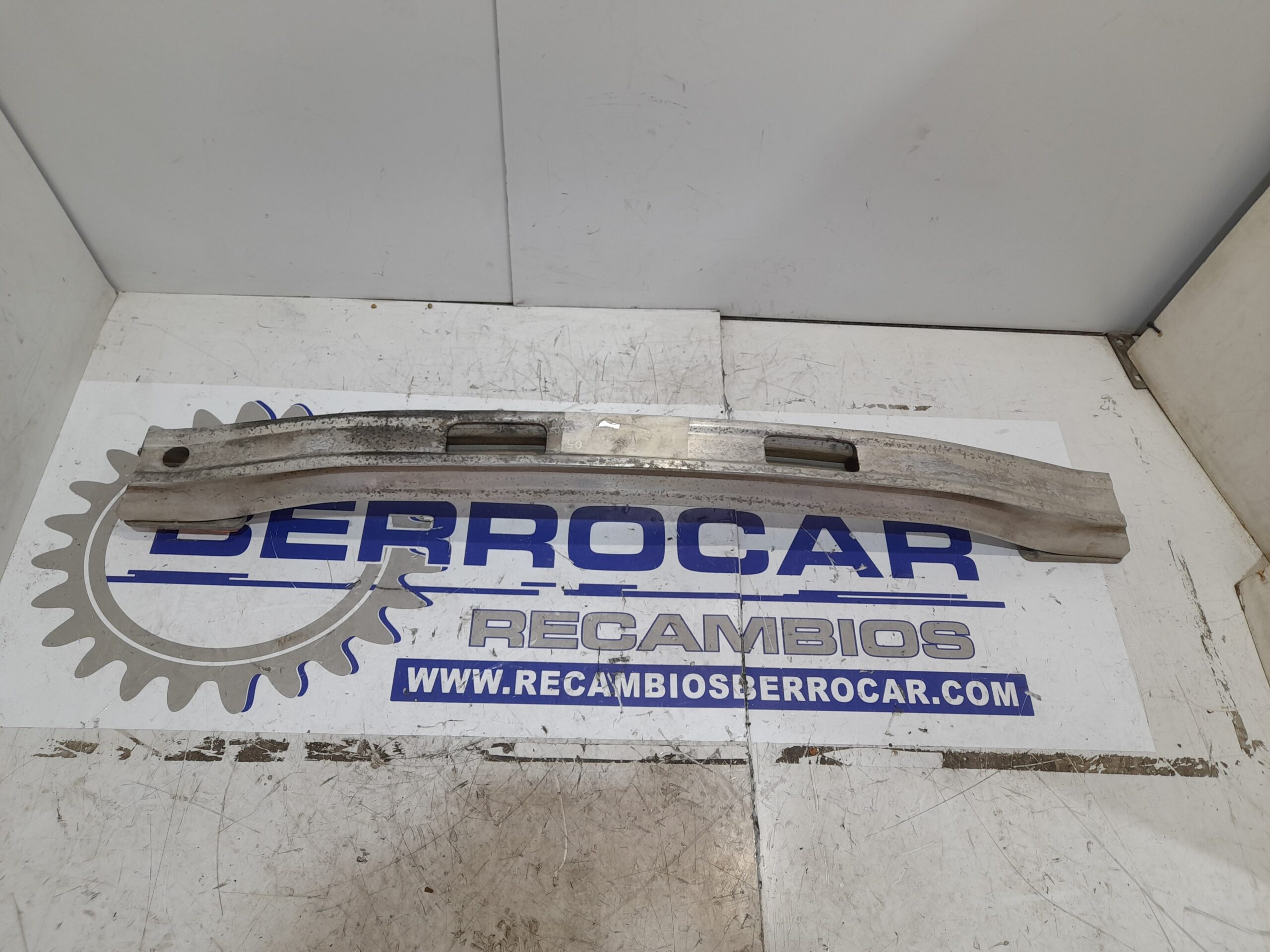 refuerzo_paragolpes_trasero_9681099980_peugeot_5008_2_0_blue_hdi_fap