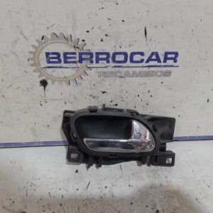 maneta_interior_delantera_derecha_9683446077_peugeot_5008_2_0_blue_hdi_fap