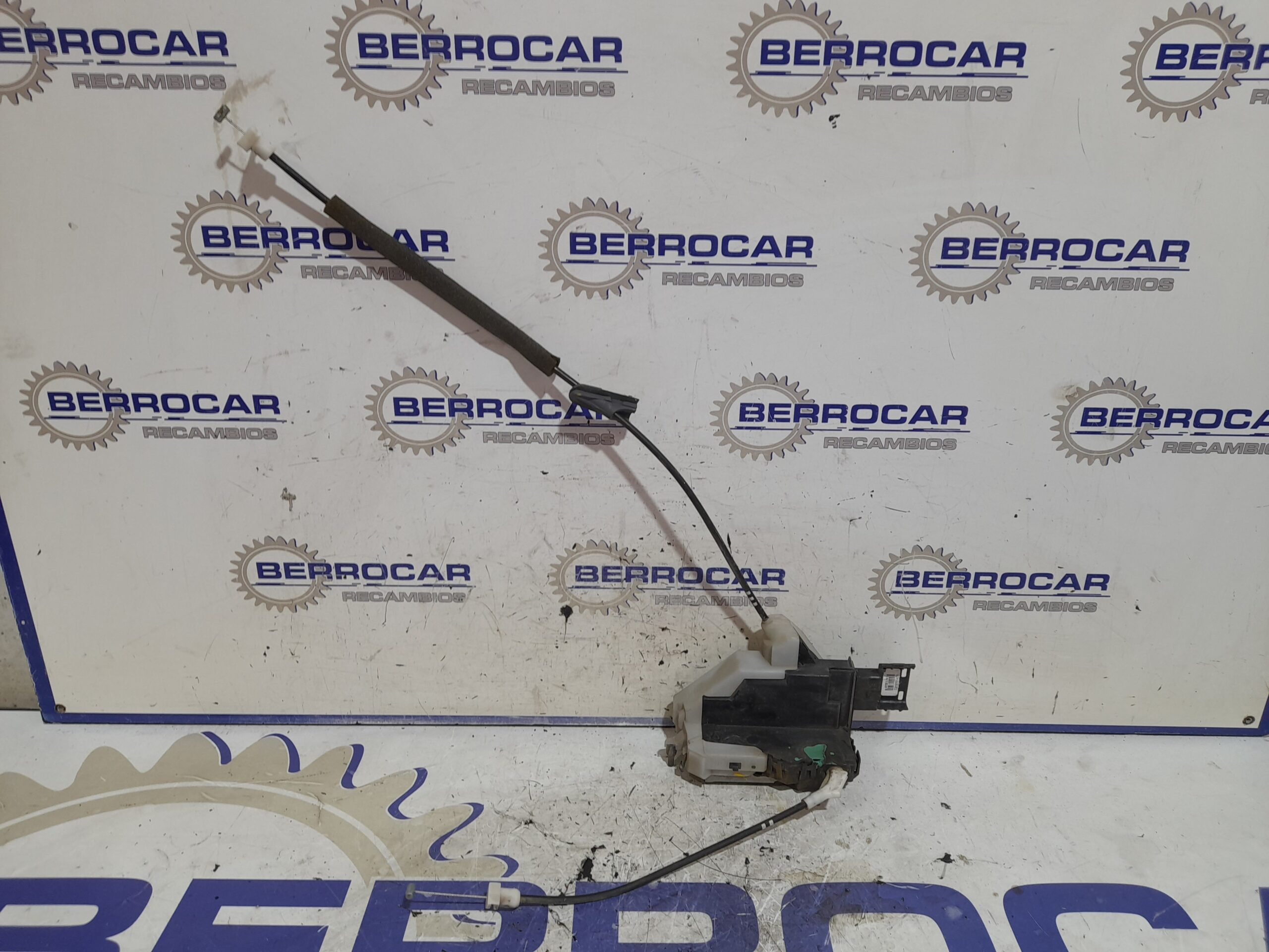 cerradura_puerta_delantera_derecha_732293_peugeot_5008_2_0_blue_hdi_fap