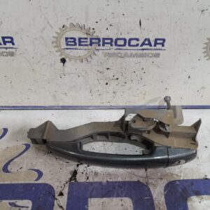 maneta_exterior_delantera_izquierda_9688668180_peugeot_5008_2_0_blue_hdi_fap