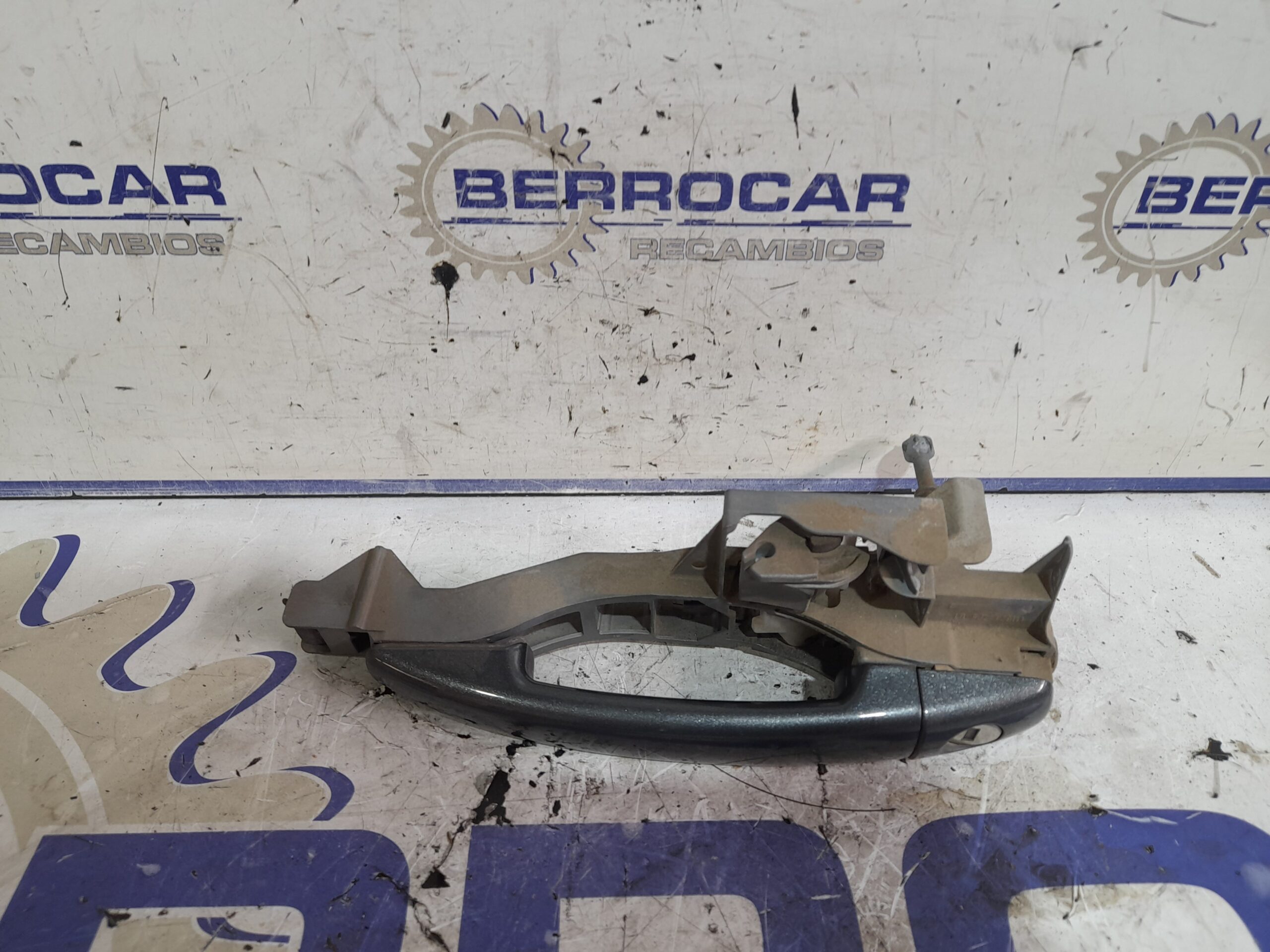 maneta_exterior_delantera_izquierda_9688668180_peugeot_5008_2_0_blue_hdi_fap