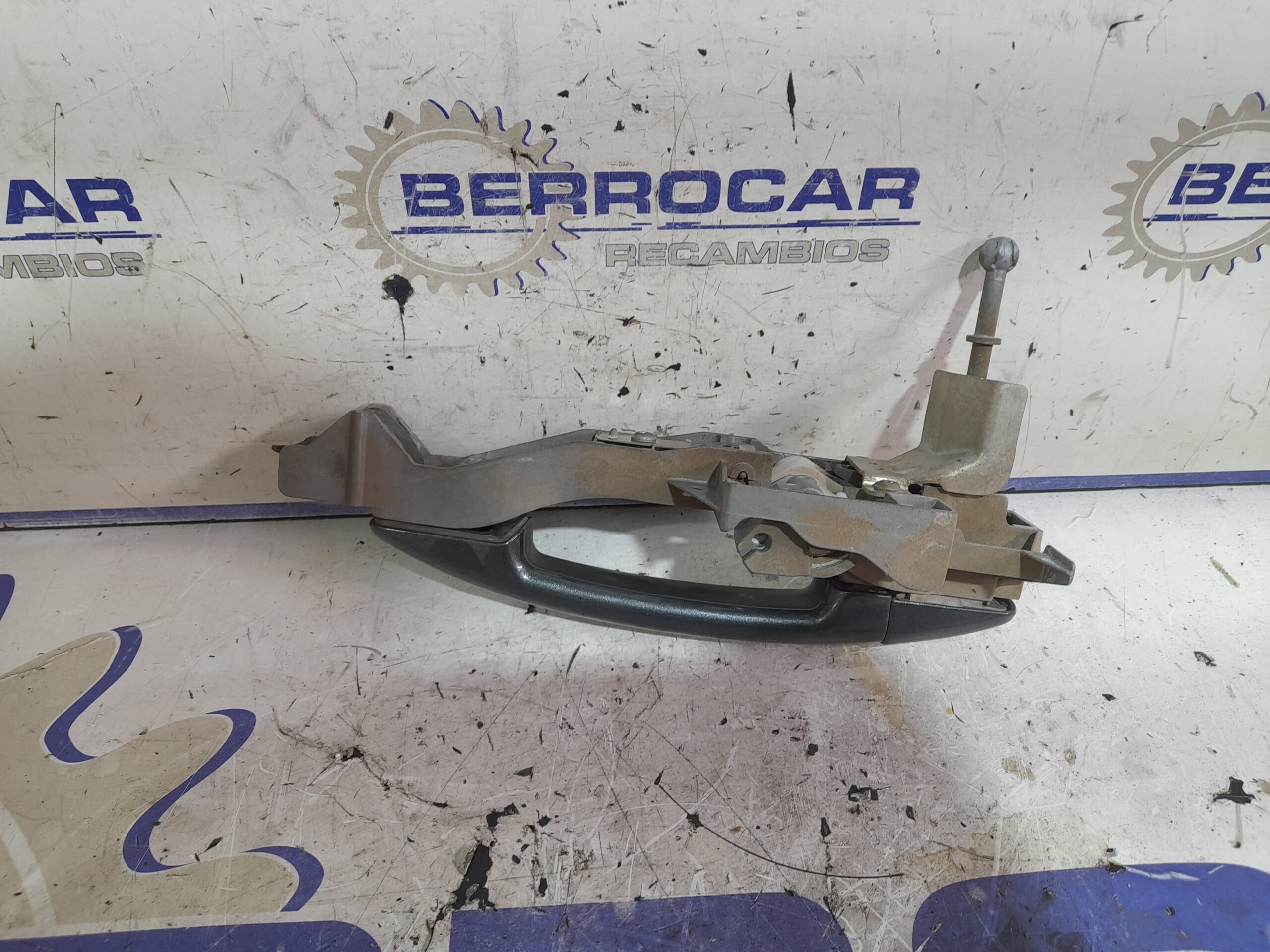 maneta_exterior_delantera_izquierda_9688668180_peugeot_5008_2_0_blue_hdi_fap