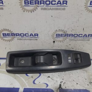 maneta_interior_delantera_izquierda_735484919_fiat_doblo_cargo_1_3_16v_jtd_cat