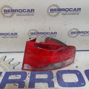 piloto_trasero_derecho_5p8945112a_seat_altea_xl_5p5