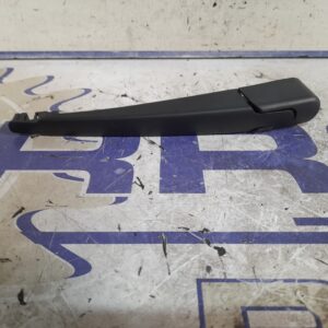 brazo_limpia_trasero_1609428380_peugeot_308_sw_1_6_16v_e_hdi_fap