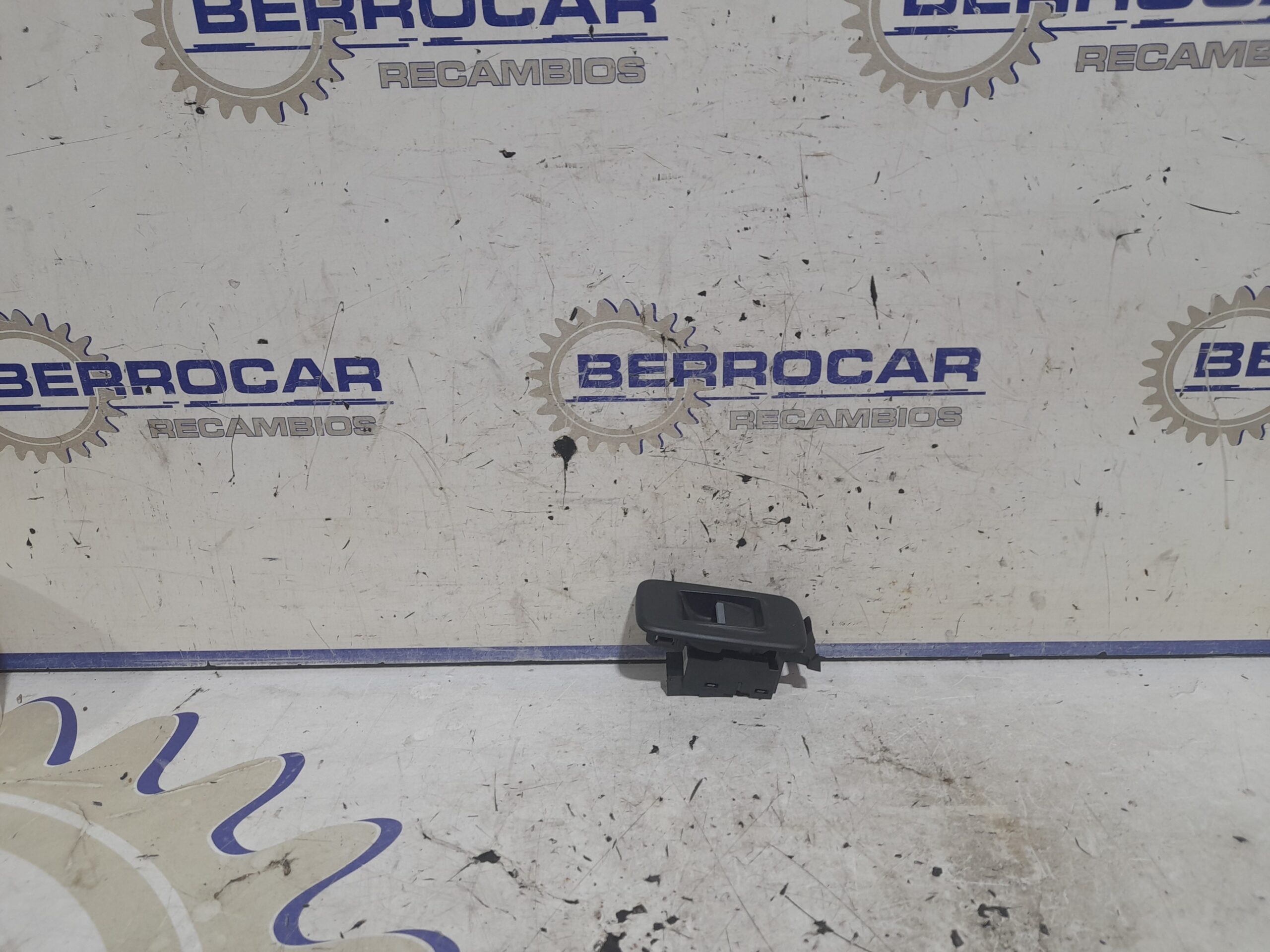 mando_elevalunas_delantero_derecho_gx7314717ac_jaguar_xe_2_0_diesel_cat