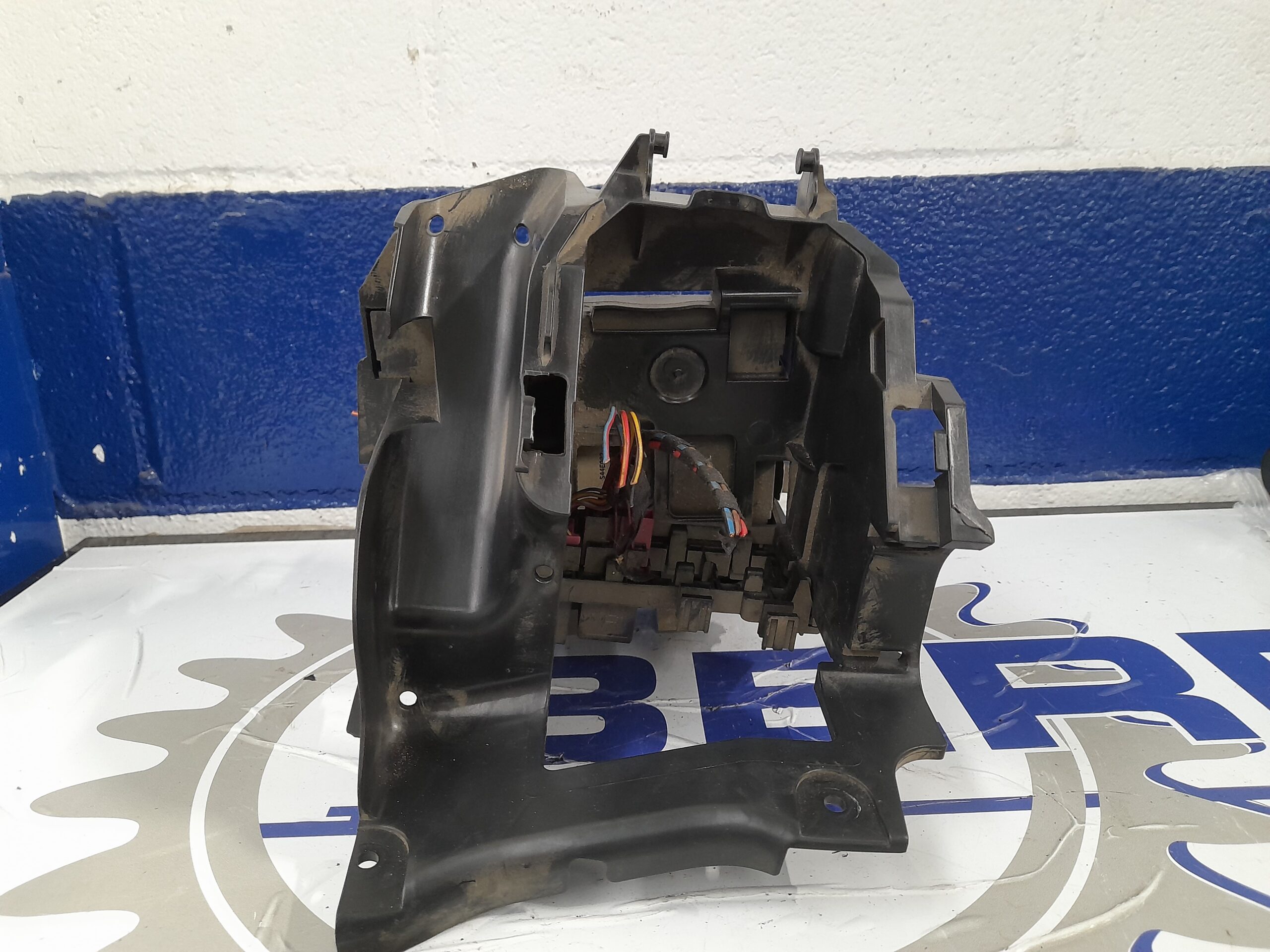 caja_reles_fusibles_3c0937049d_volkswagen_touran_1t2_1_9_tdi