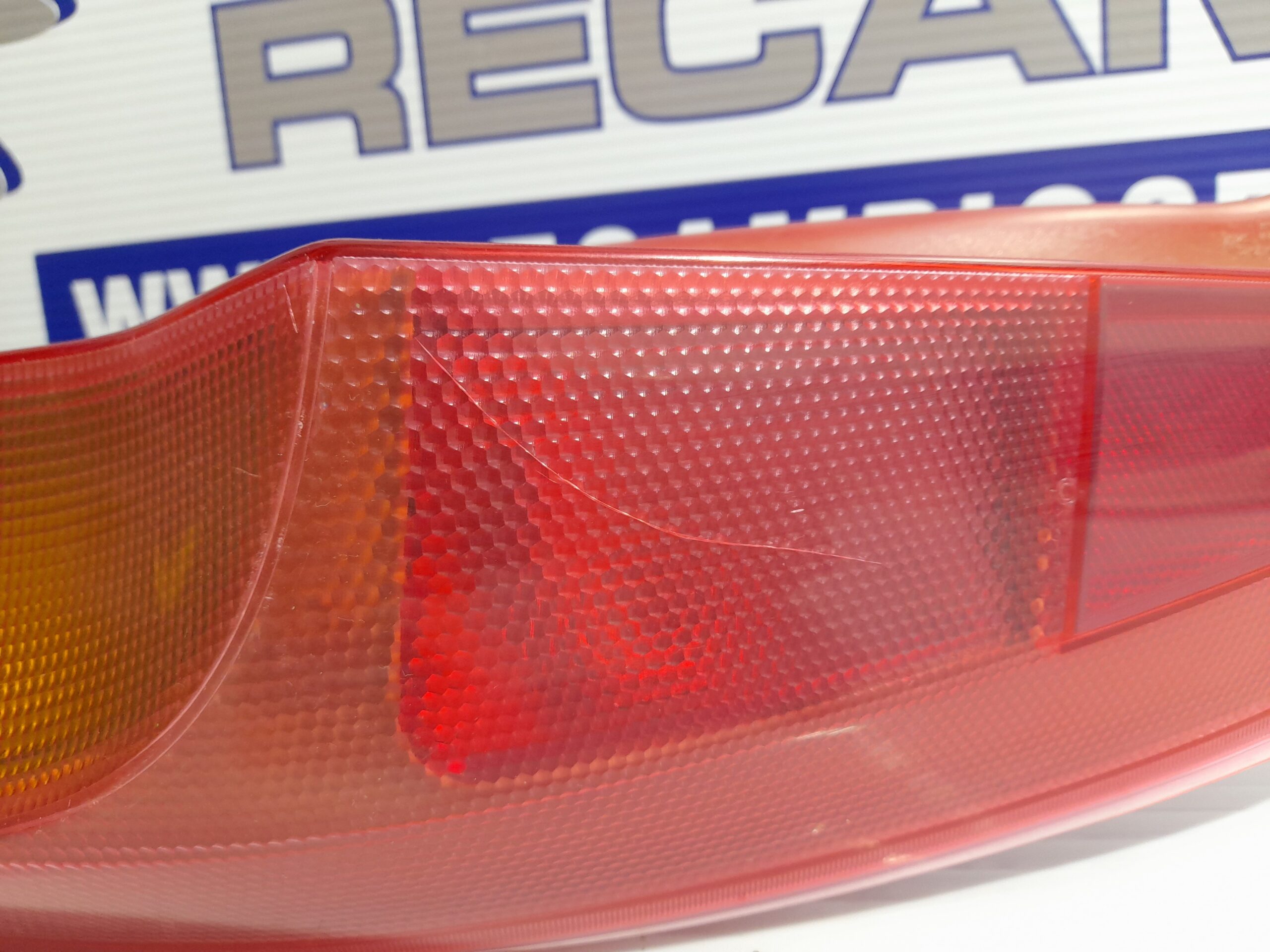 piloto_trasero_izquierdo_468178040_fiat_punto_berlina_188