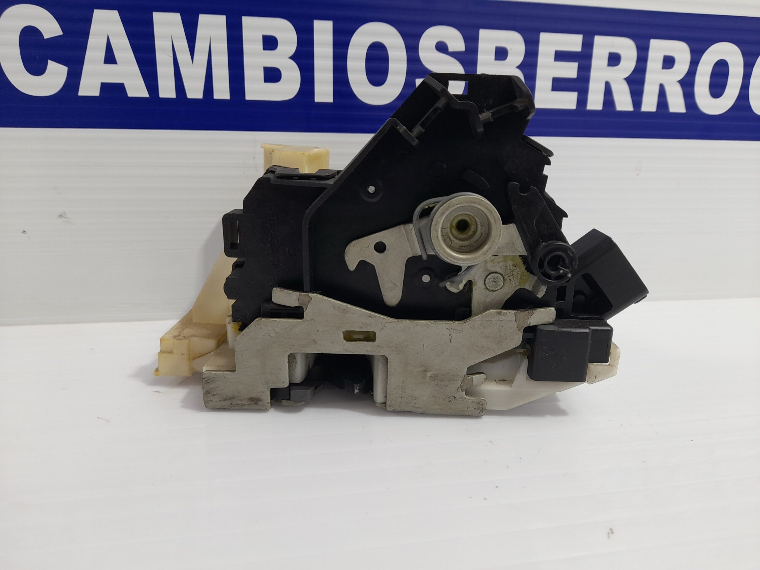 cerradura_puerta_trasera_izquierda_1e0273dl_ford_mondeo_berlina_ge_2_0_tdci