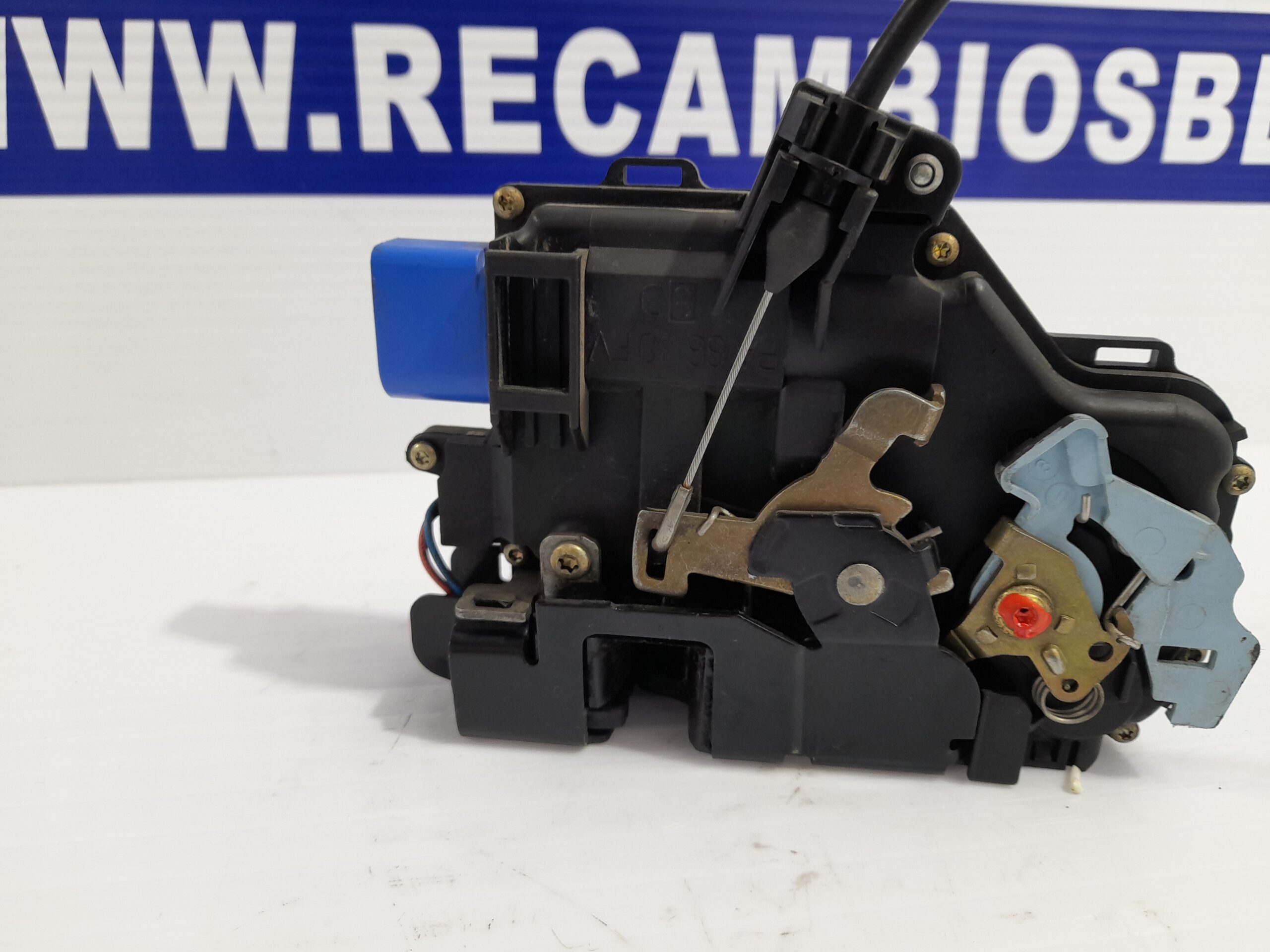 cerradura_puerta_delantera_derecha_3d1837016_seat_toledo_5p2_2_0_tdi