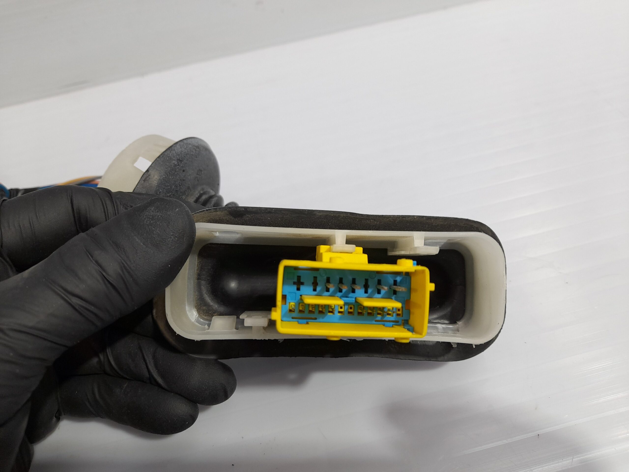 cableado_puerta_9806609880_peugeot_partner_s2_2_0_hdi_cat