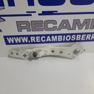 soporte_faro_izquierdo_6251206e_renault_megane_iii_sport_tourer_1_2_16v