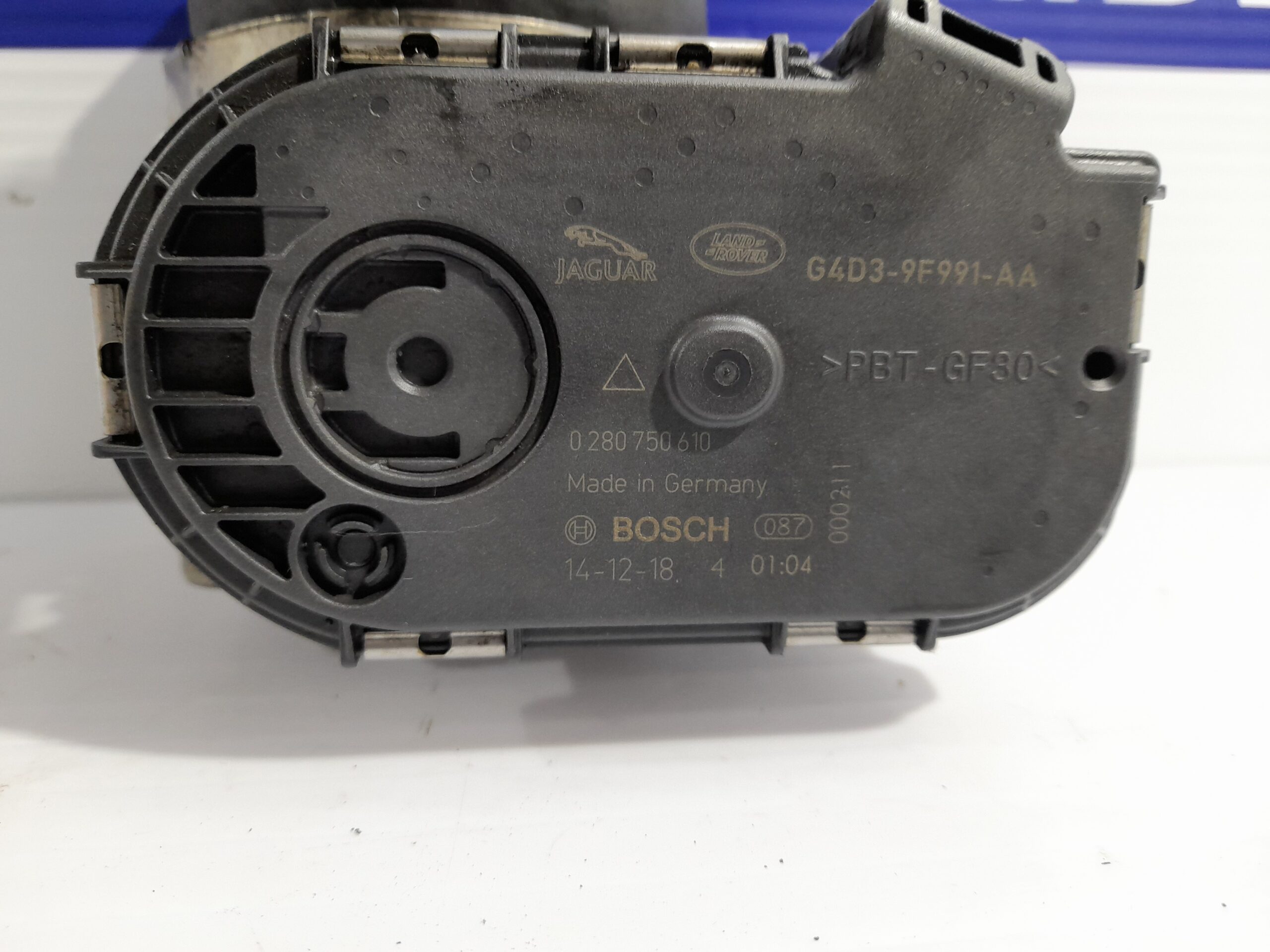 caja_mariposa_g4d39f991aa_jaguar_xe_2_0_diesel_cat