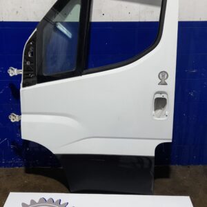 puerta_delantera_izquierda_5801489558_iveco_daily_furgon_2_3_diesel_cat