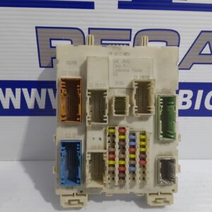 caja_reles_fusibles_30s522072f01_ford_kuga_cbs_1_5_ecoboost_cat