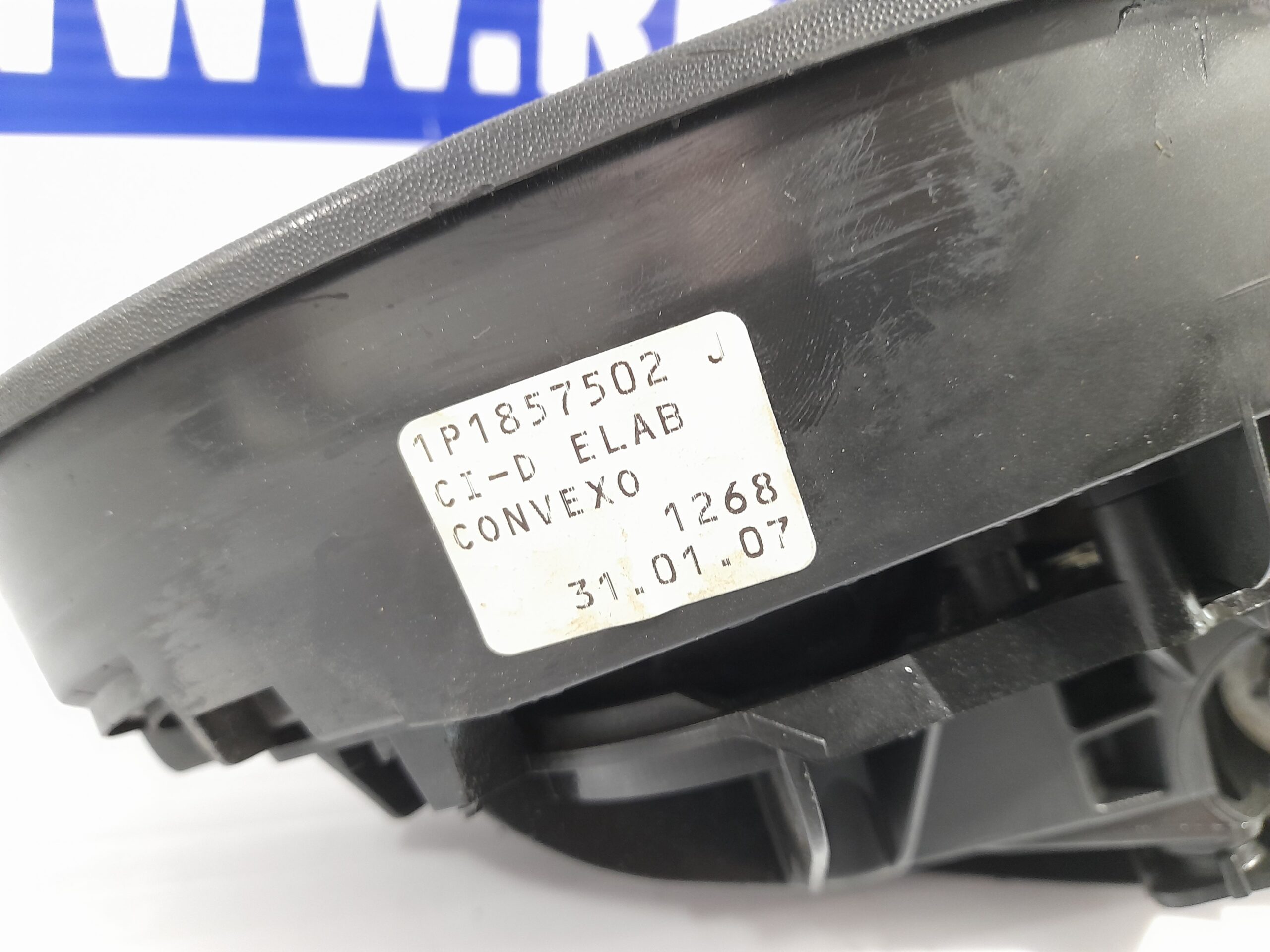 retrovisor_derecho_1p1857934_seat_leon_1p1