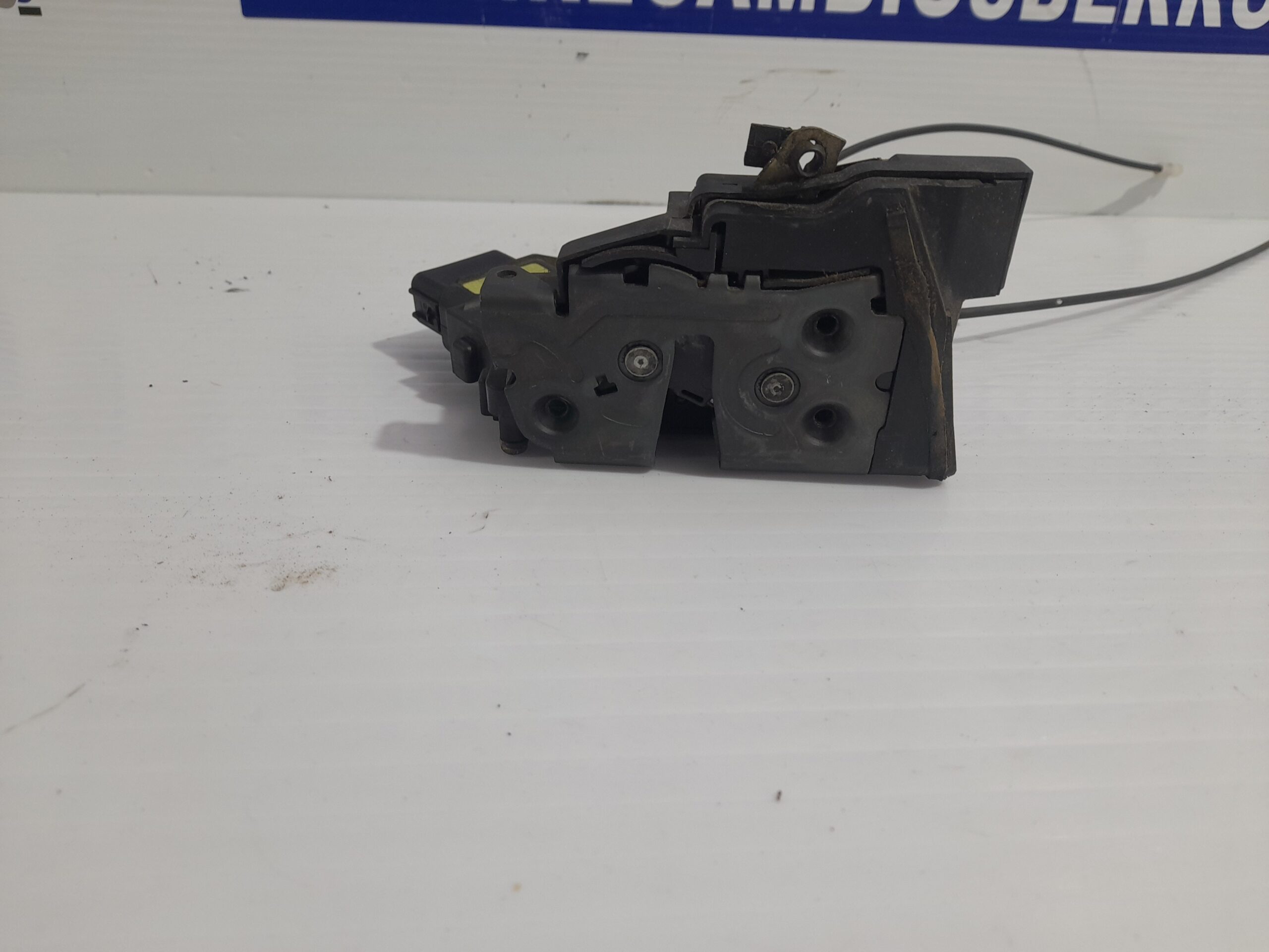 cerradura_puerta_trasera_izquierda_3n6aa26413c_mazda_3_berlina_bk_1_6_cd_diesel_cat