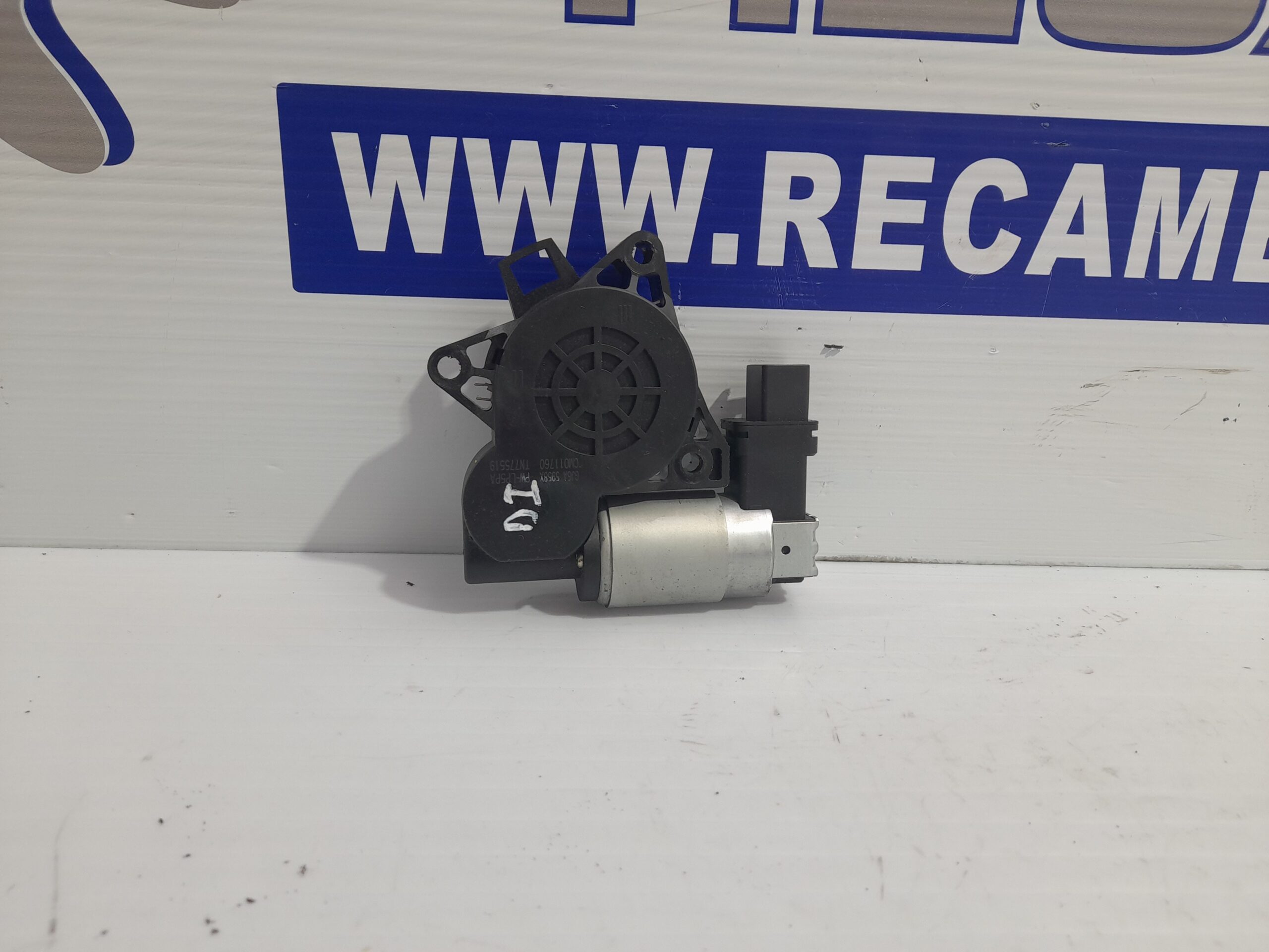 motor_elevalunas_delantero_izquierdo_gj6a5958x_mazda_3_berlina_bk_1_6_cd_diesel_cat