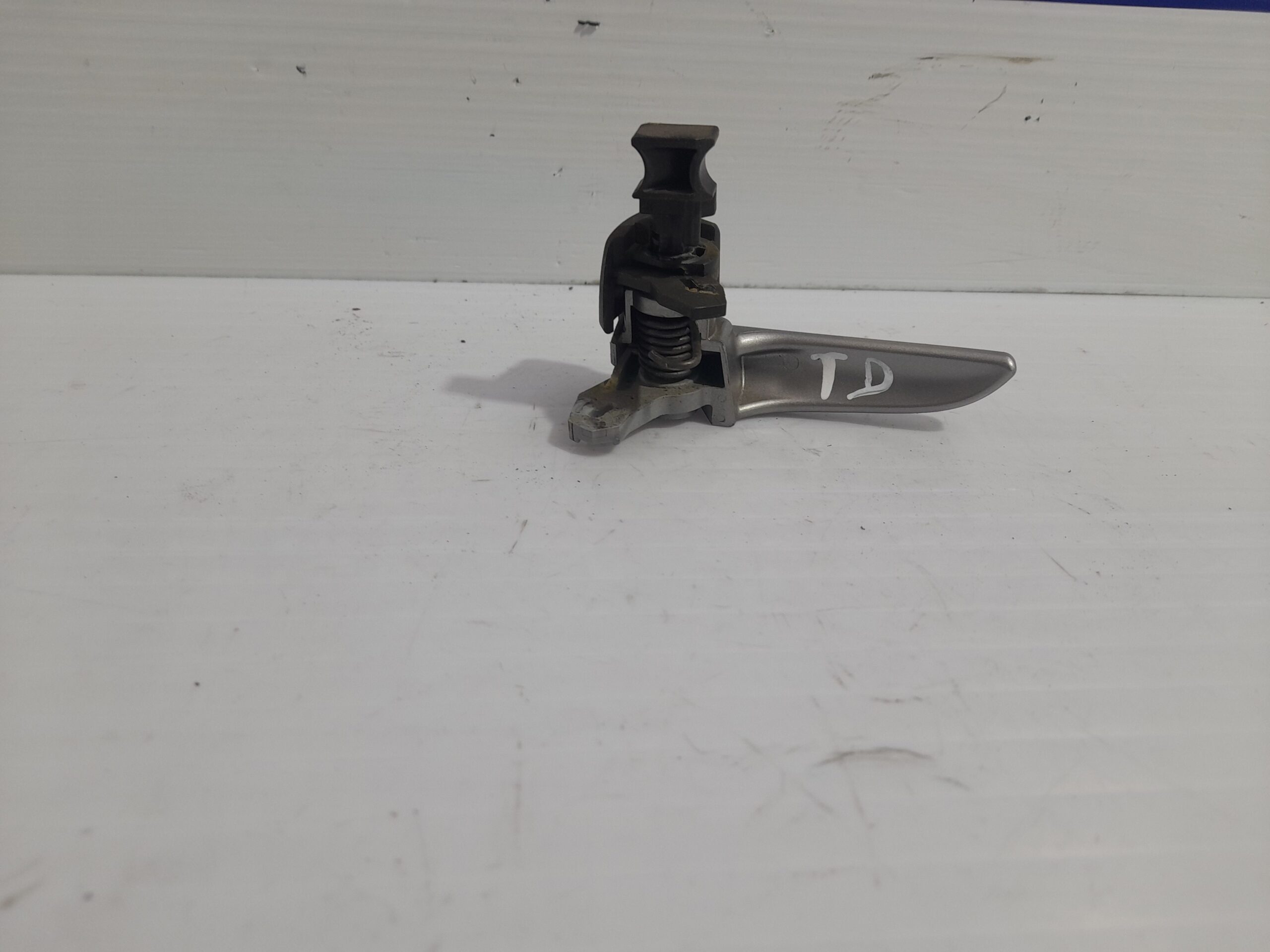 maneta_interior_trasera_derecha_d35058330e02_mazda_3_berlina_bk_1_6_cd_diesel_cat