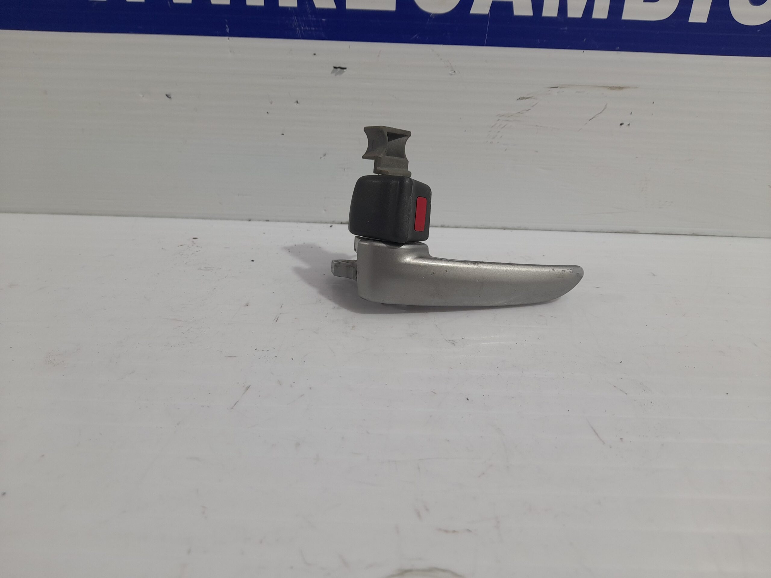 maneta_interior_delantera_izquierda_d35059330e02_mazda_3_berlina_bk_1_6_cd_diesel_cat