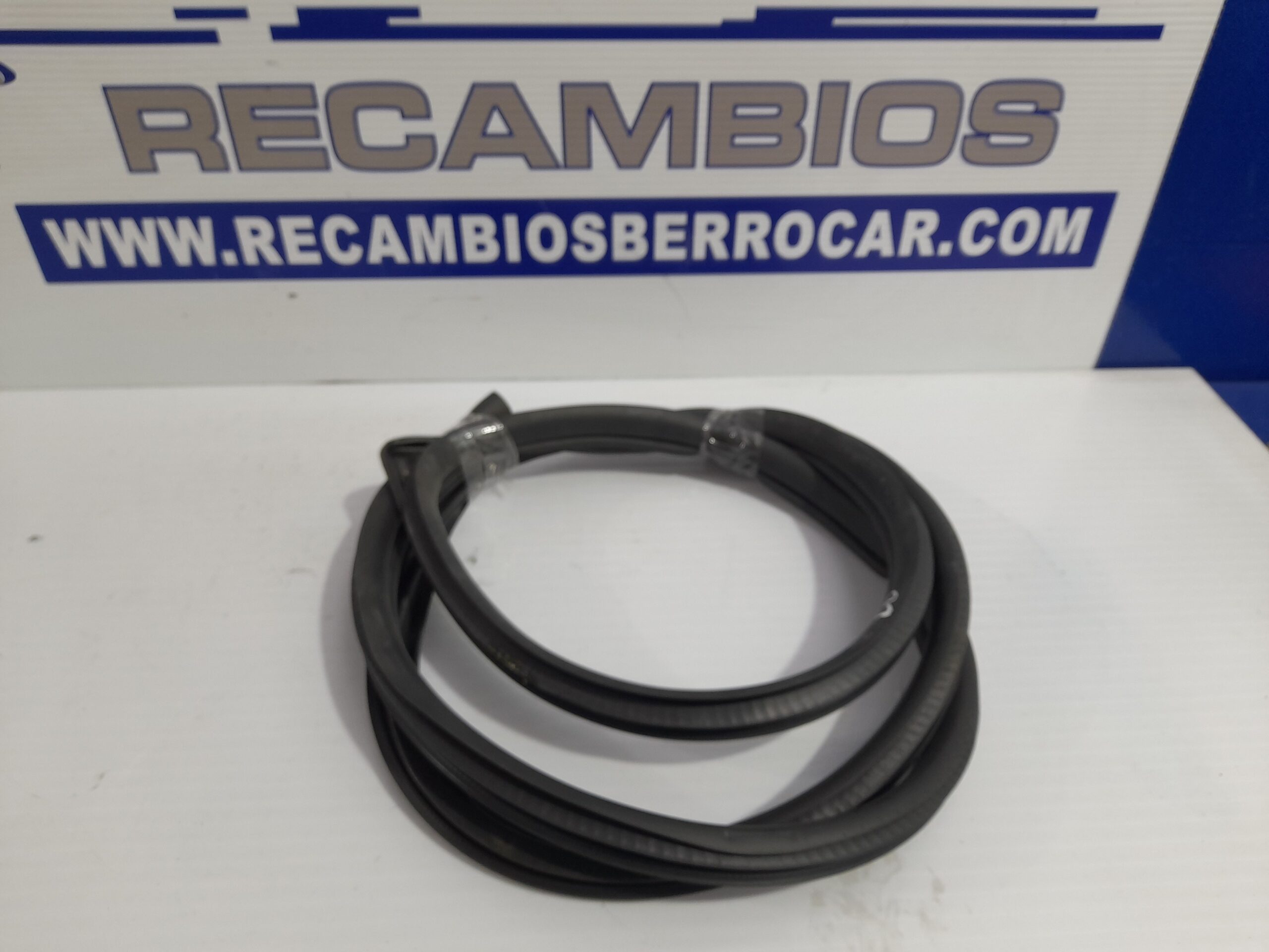 goma_contorno_bp4k68911a_mazda_3_berlina_bk_1_6_cd_diesel_cat