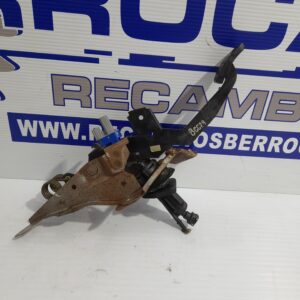 pedal_freno_bp8g_43_300a_mazda_3_berlina_bk_1_6_cd_diesel_cat