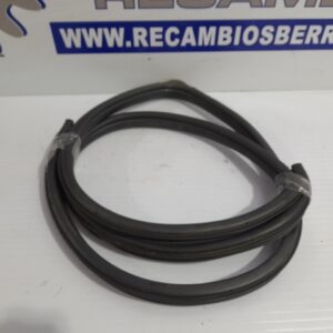 goma_contorno_bn8v68914a_mazda_3_berlina_bk_1_6_cd_diesel_cat