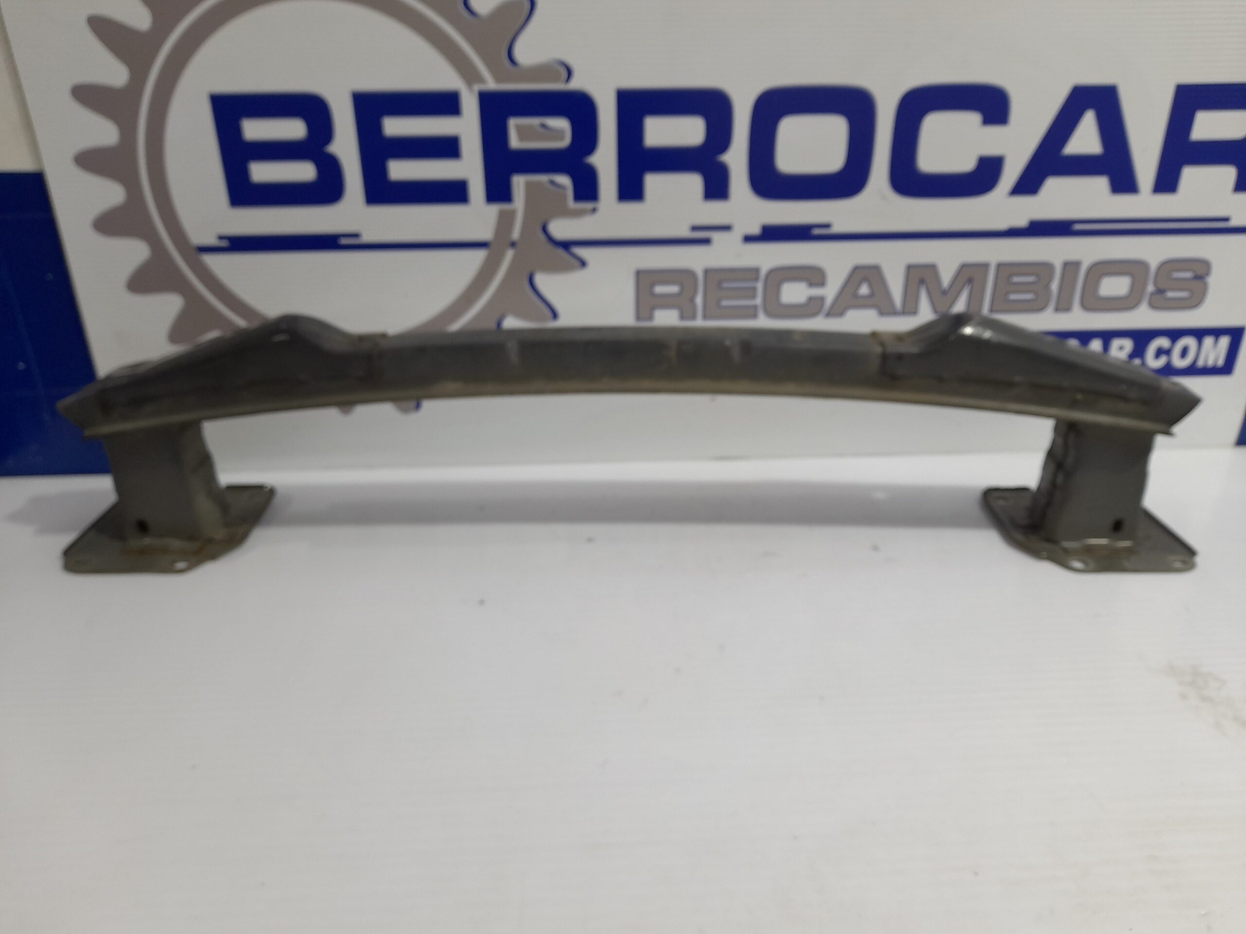 refuerzo_paragolpes_trasero_bn9a50260a_mazda_3_berlina_bk_1_6_cd_diesel_cat