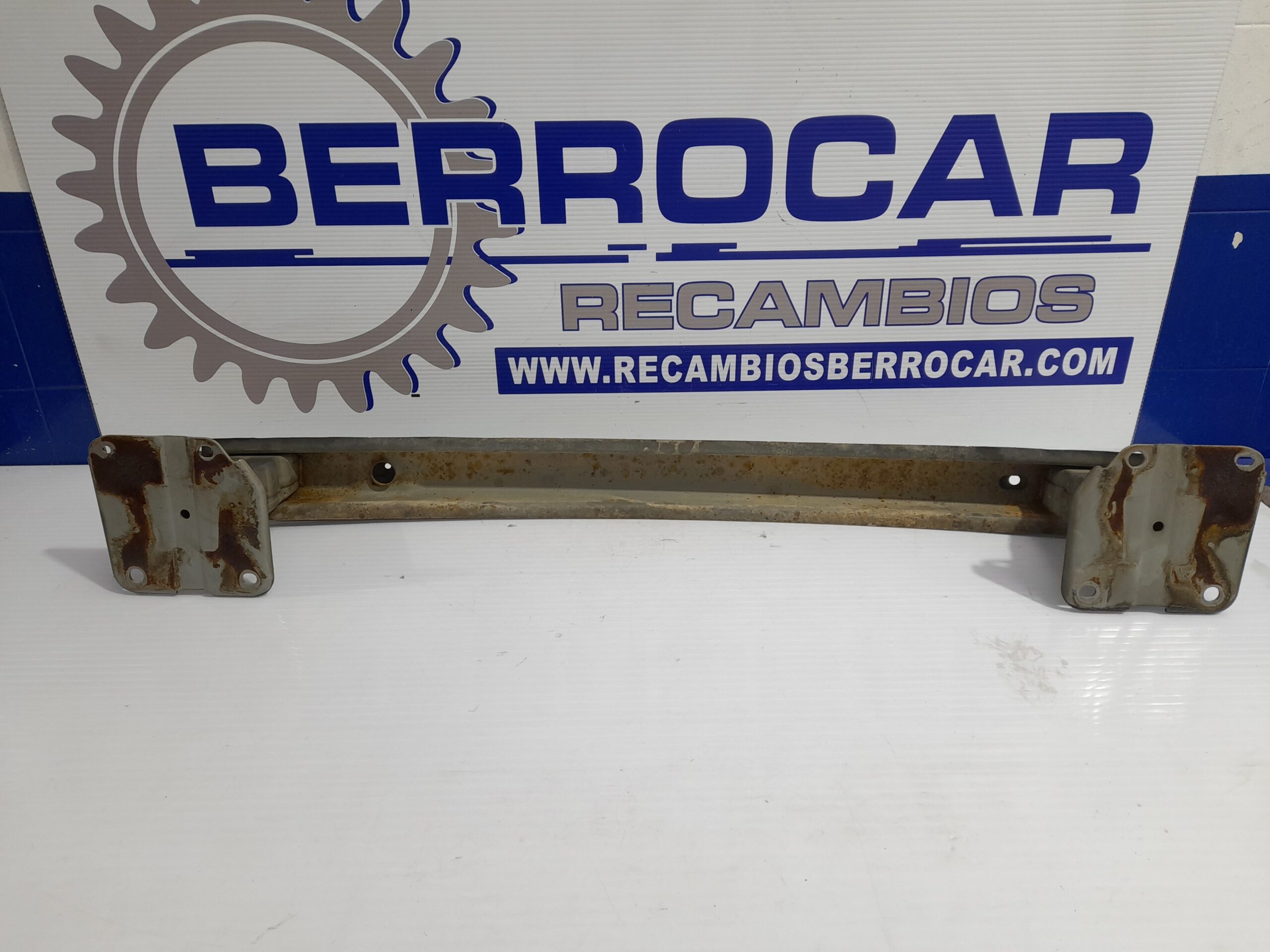 refuerzo_paragolpes_trasero_bn9a50260a_mazda_3_berlina_bk_1_6_cd_diesel_cat