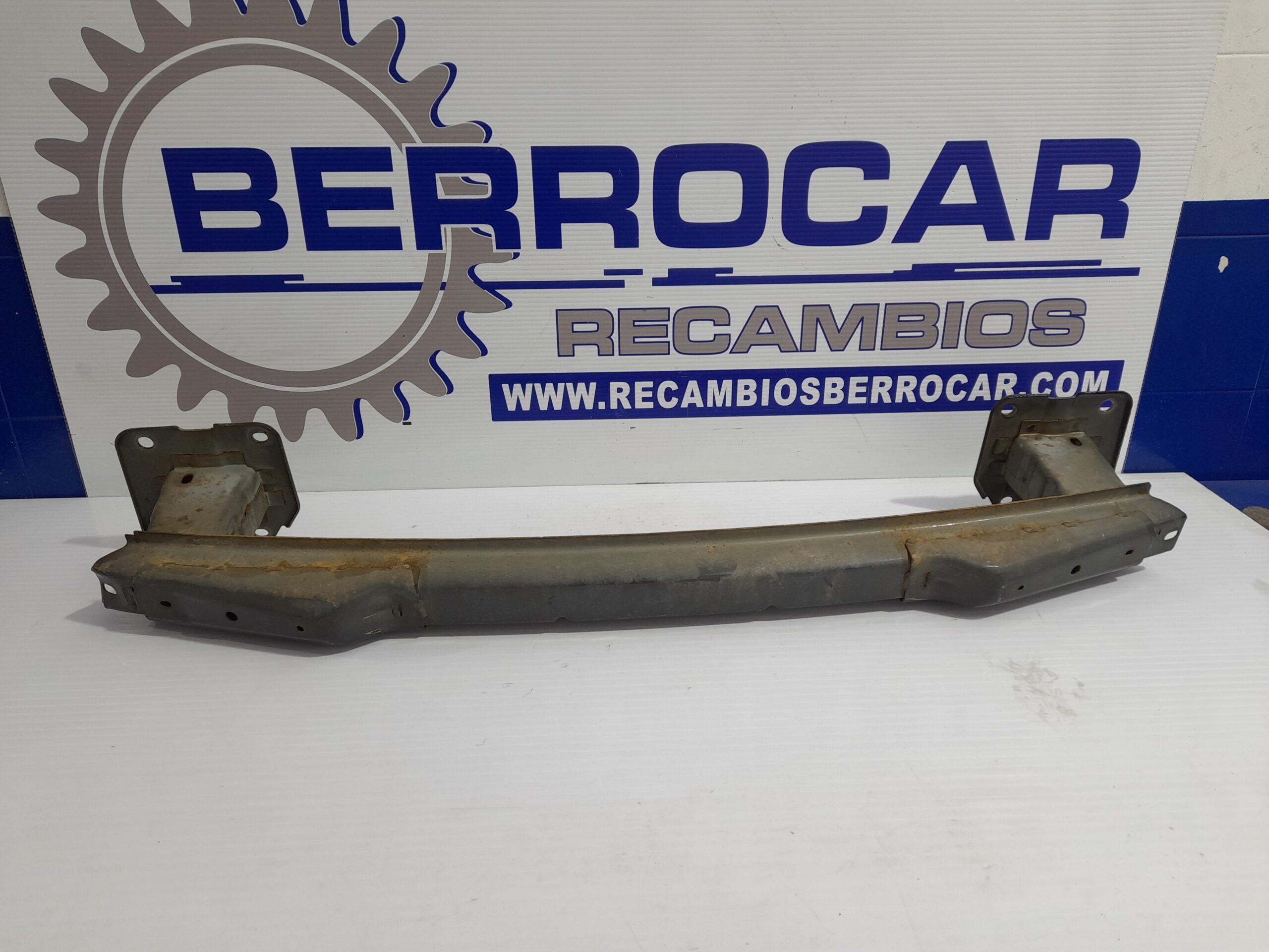 refuerzo_paragolpes_trasero_bn9a50260a_mazda_3_berlina_bk_1_6_cd_diesel_cat