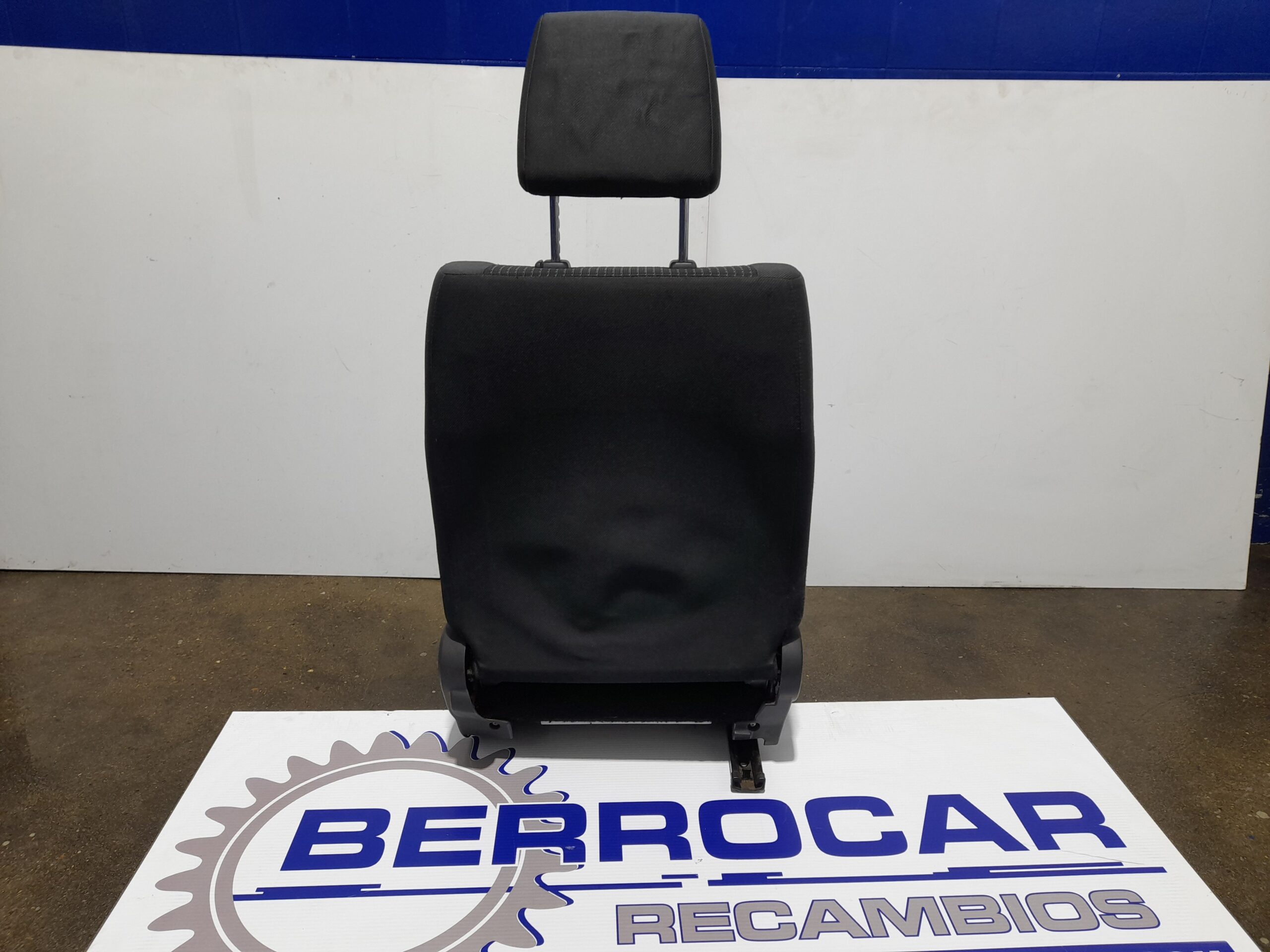 asiento_delantero_izquierdo_8580372k00_suzuki_swift_berlina_mz_1_3_16v_cat