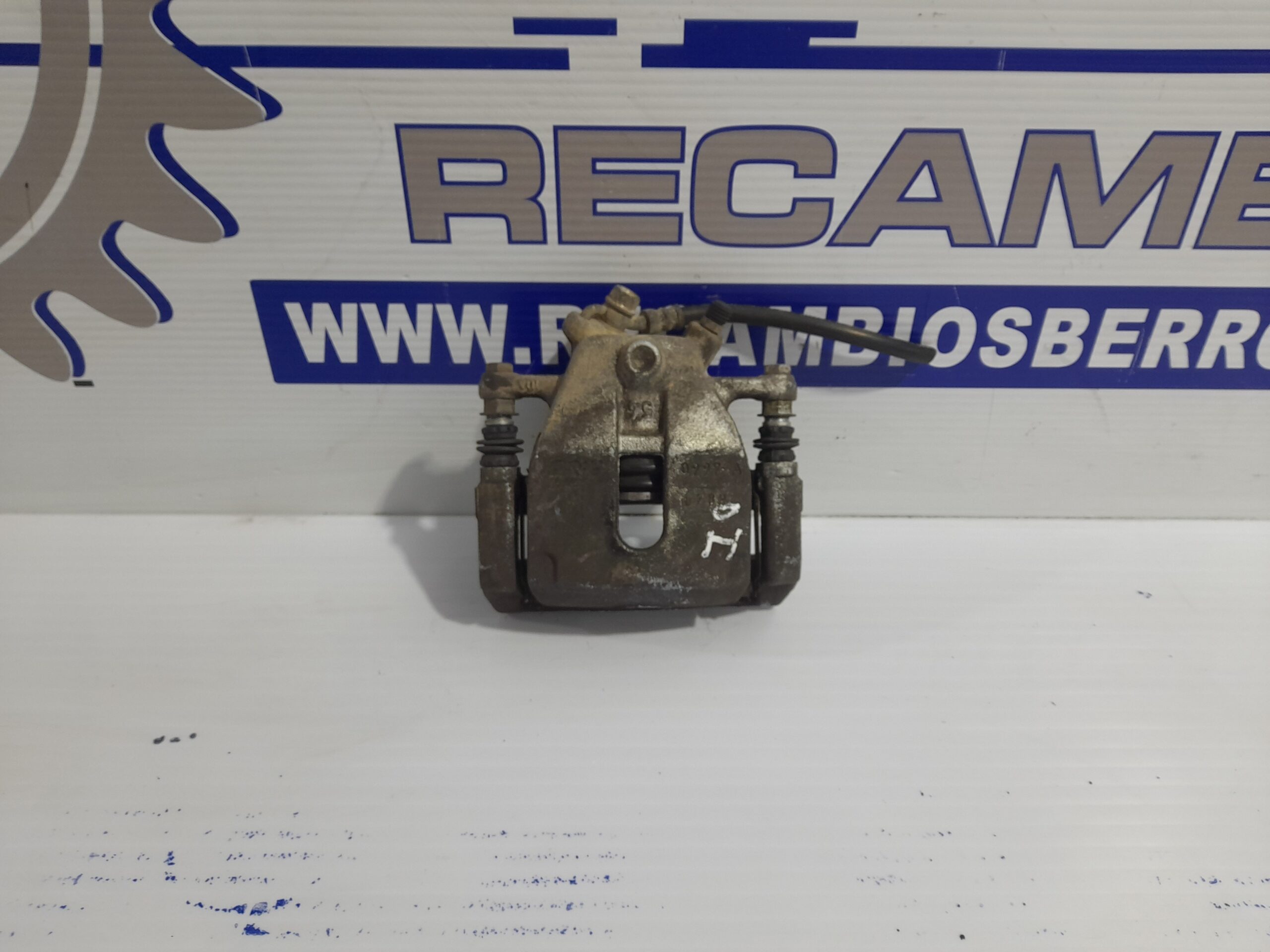 pinza_de_freno_delantera_izquierda_0997a_suzuki_swift_berlina_mz_1_3_16v_cat