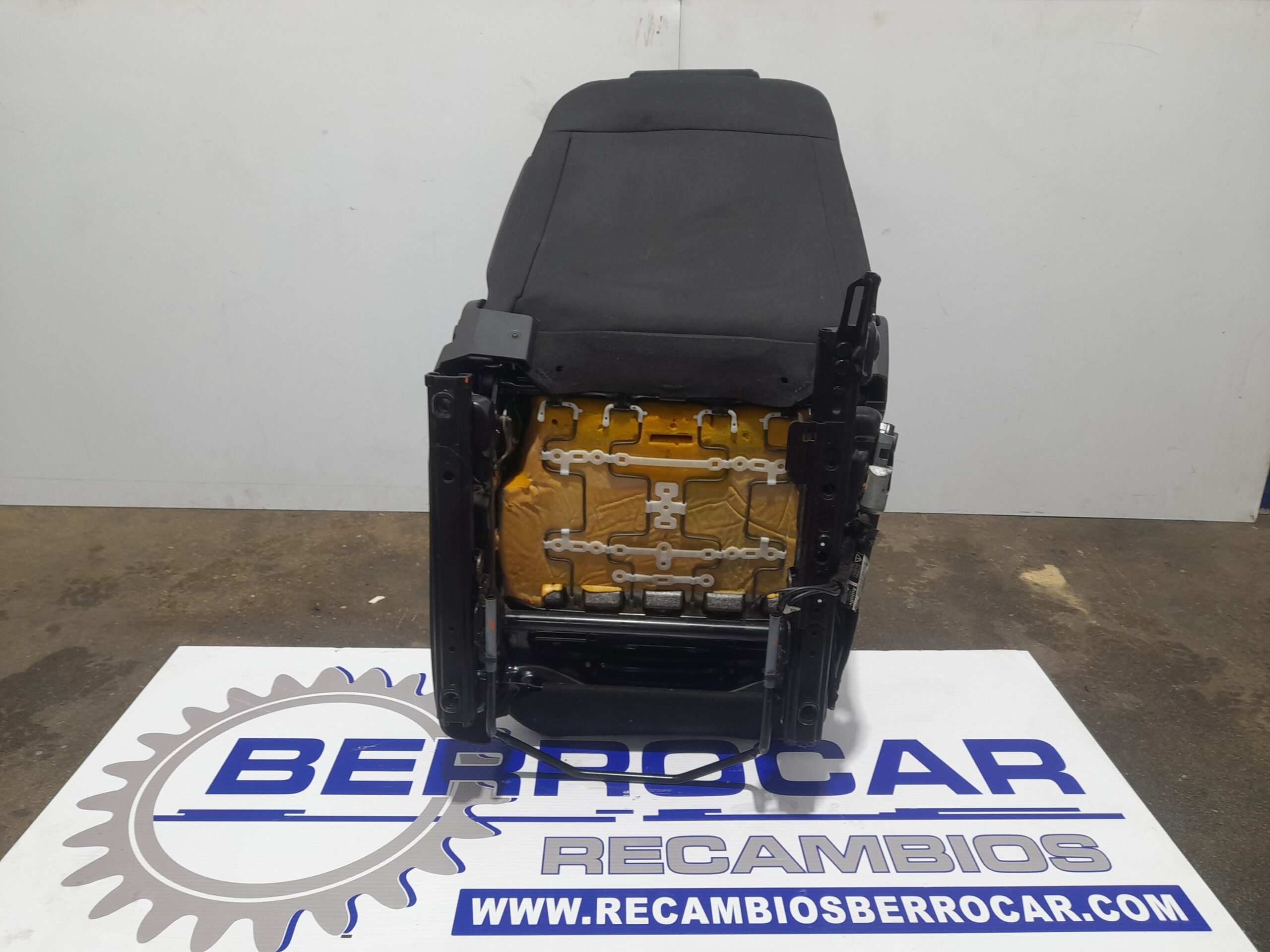 asiento_delantero_izquierdo_2250331_opel_corsa_d_1_3_16v_cdti